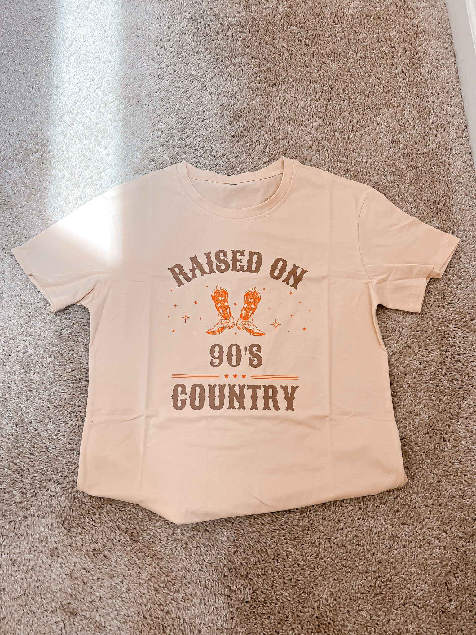 Graphic tee - country concert edition 

This Amazon tee is so cute ! Great for a concert. I grabbed a medium 

Graphic tee, raised on 90s country, oversized tee, Amazon fashion 

#LTKStyleTip #LTKFindsUnder50 #LTKParties