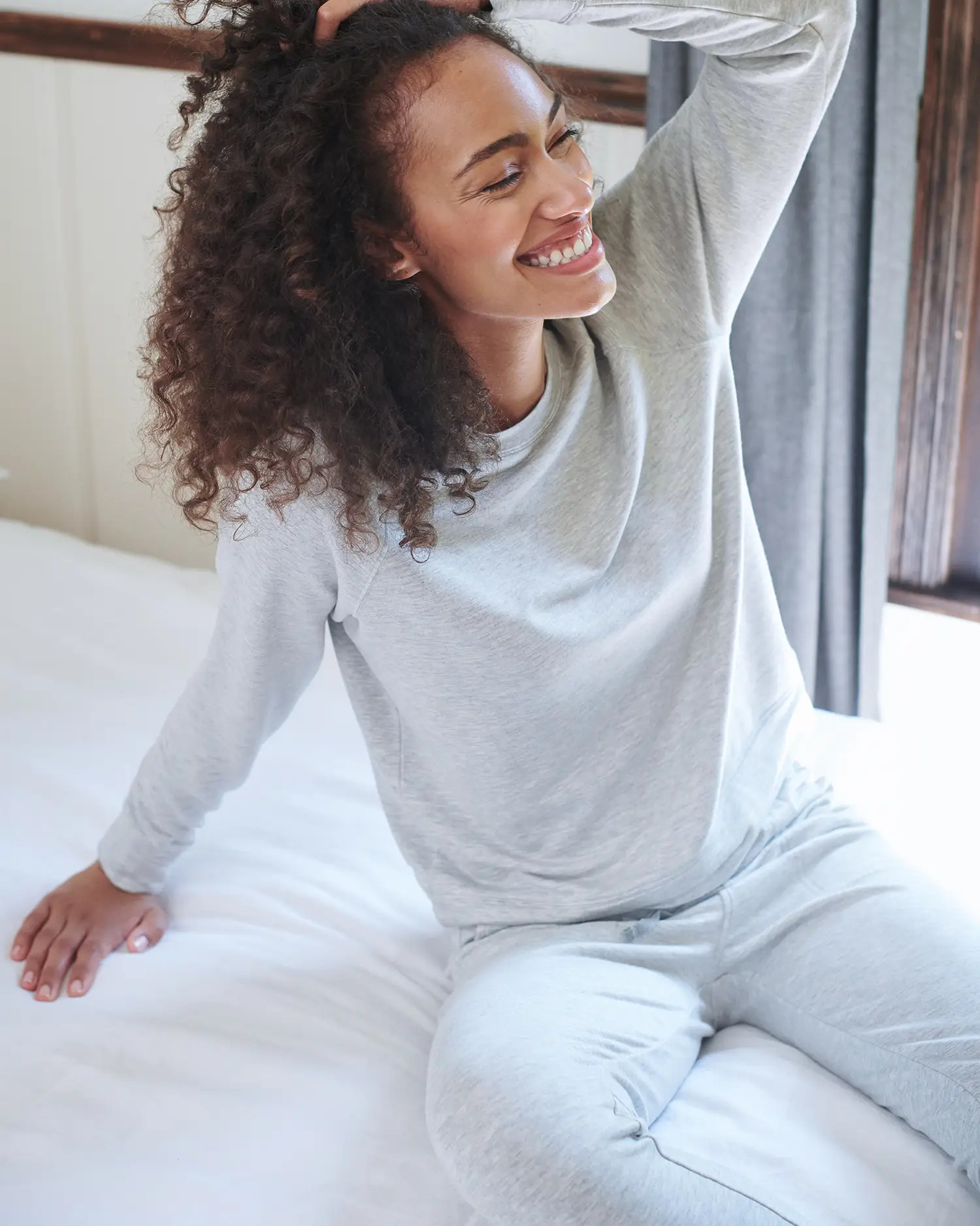 SuperSoft Fleece Crew in Heather Grey | Quince