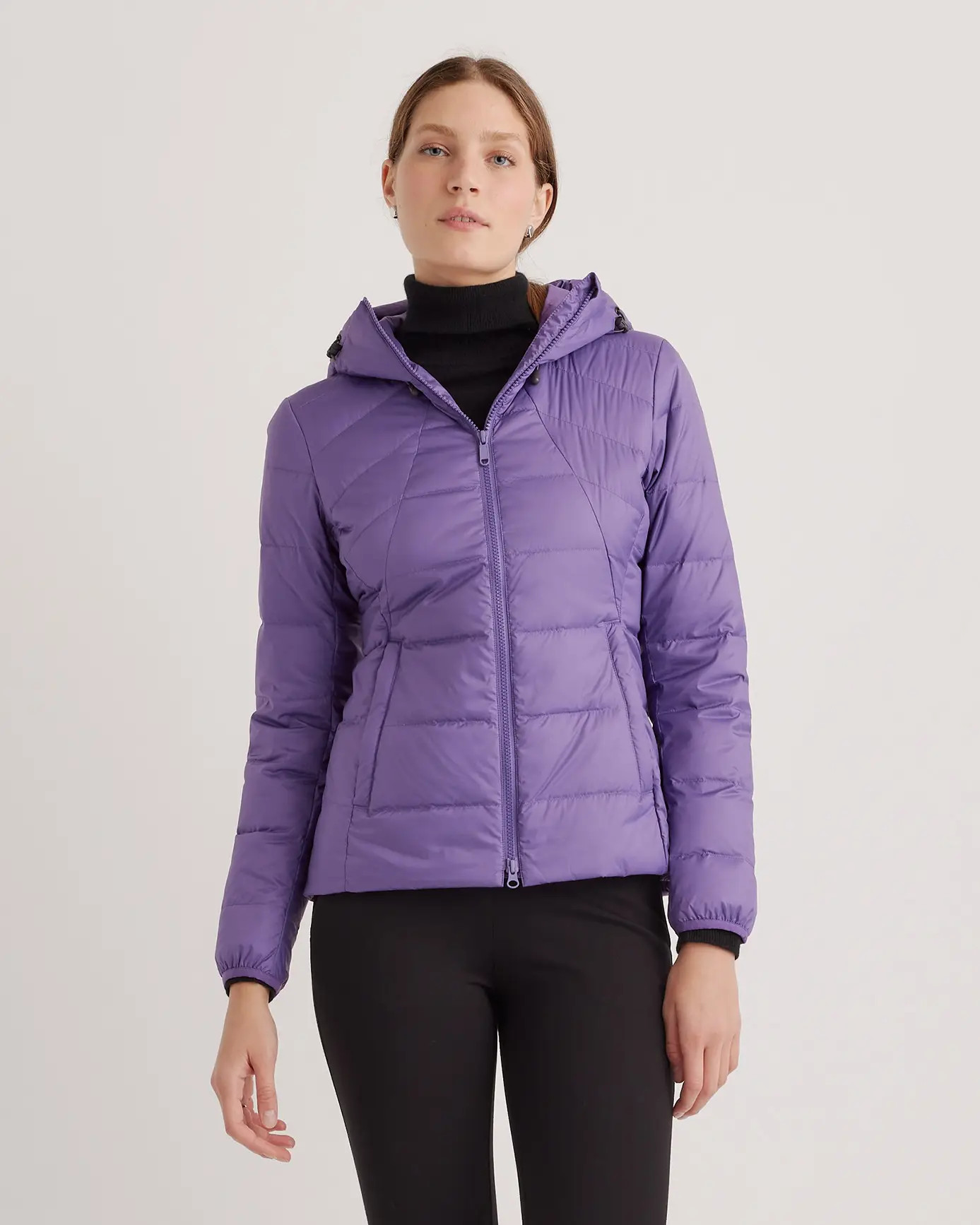 Lightweight Down Packable Puffer Hooded Jacket | Quince