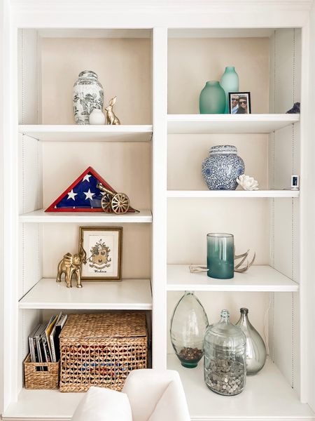 Built Ins, Southern Maximalism, Traditional Decor, Traditional Style, Coastal Style, Blue and White Decor 

#LTKstyletip #LTKFind #LTKhome