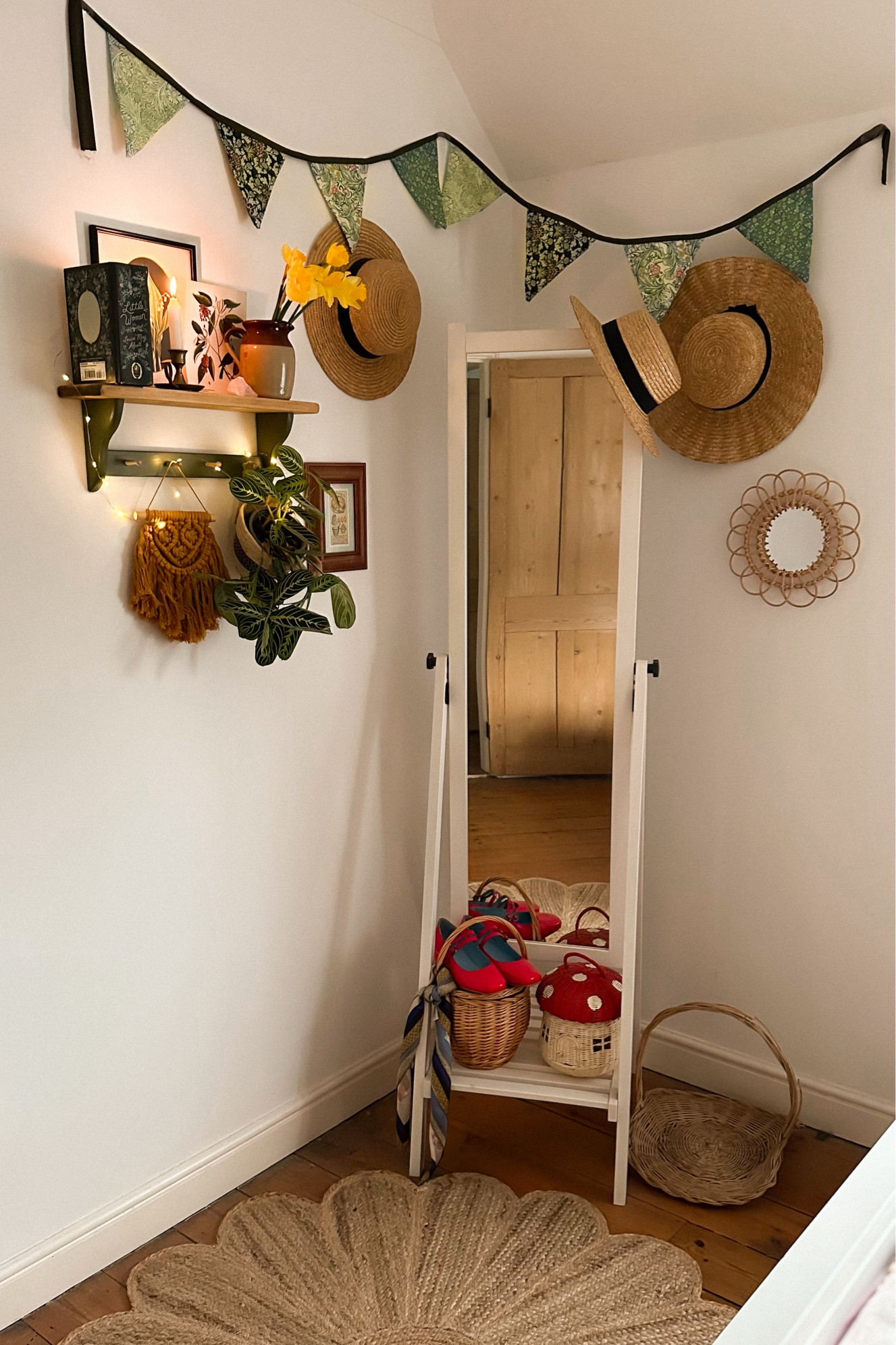 Cottage Bedroom Spring Decor 👒🍃

#LTKeurope #LTKuk #LTKhome