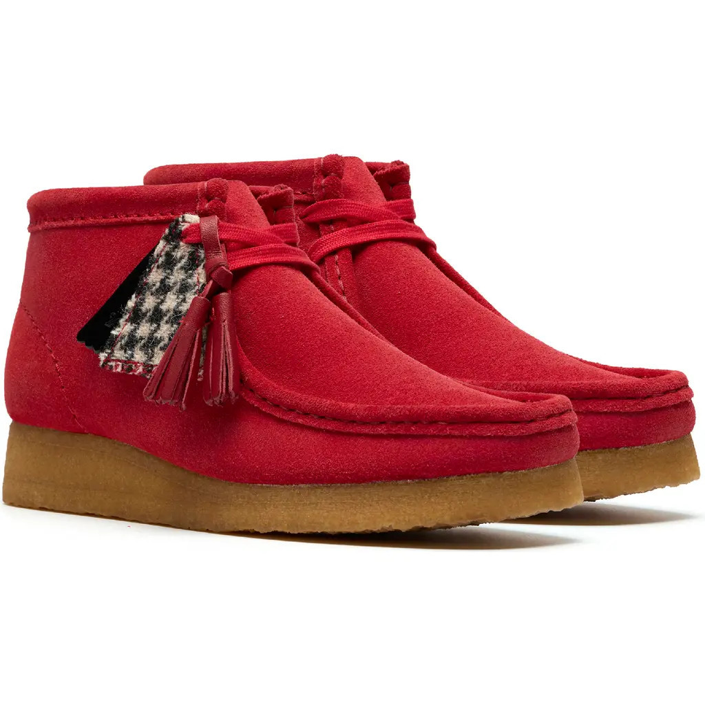 Clarks(r) Wallabee Chukka Boot in Red Suede at Nordstrom, Size 5.5 | Nordstrom