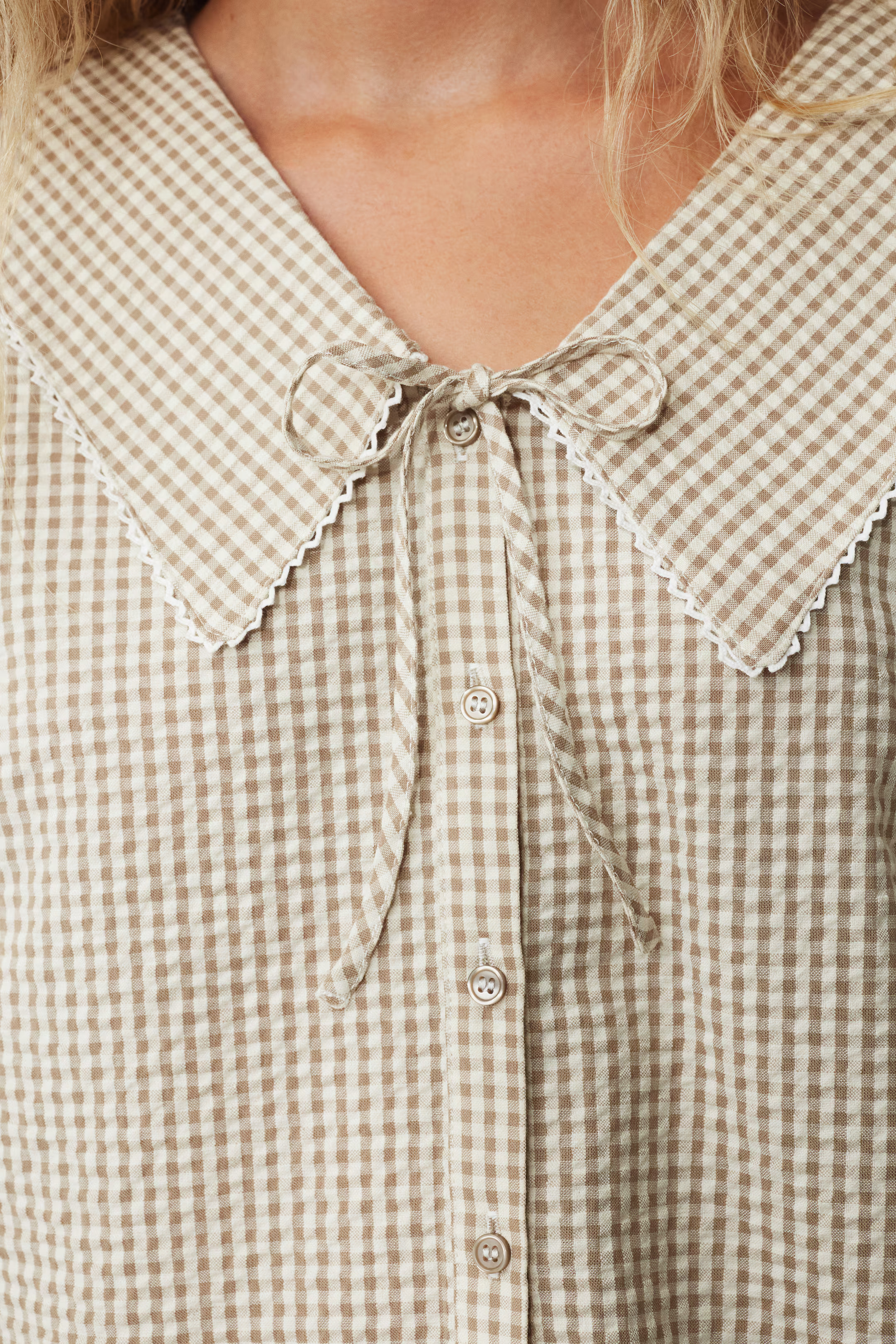 Blouse with Peter Pan Collar | H&M (US + CA)