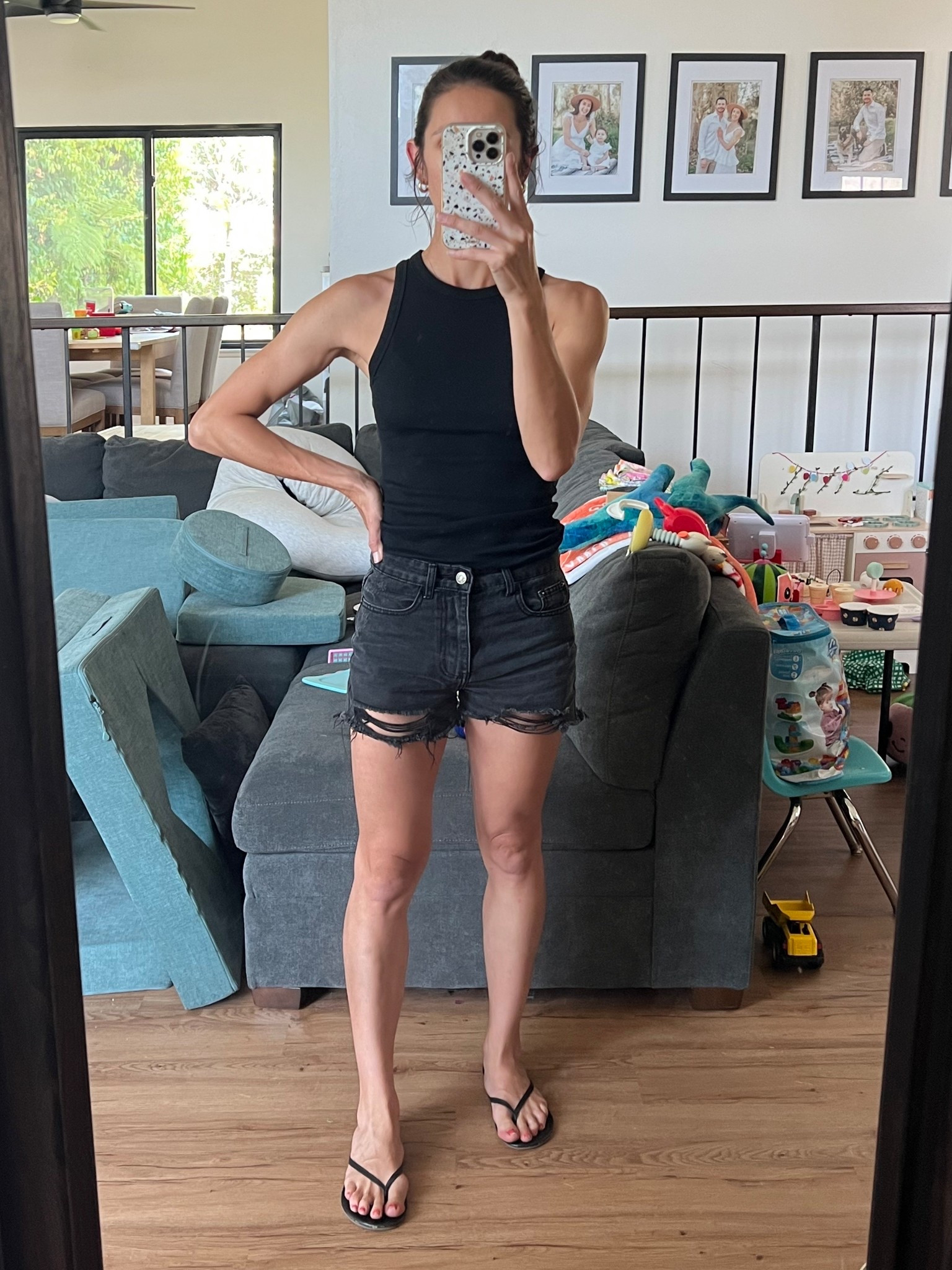Another day, another mom ‘fit 🖤

OOTD | SAHM | Summertime | cut off shorts and tank top

#LTKFindsUnder50 #LTKSeasonal #LTKStyleTip