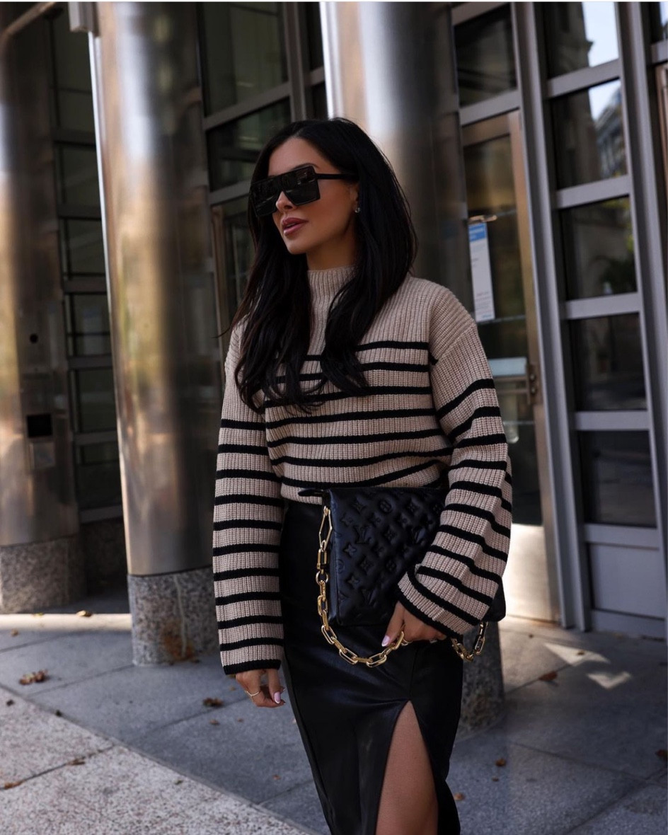 Fall outfit/ striped sweater
Nordstrom camel striped sweater wearing an XS
Revolve faux leather skirt wearing an XS



#LTKsalealert #LTKSeasonal #LTKstyletip