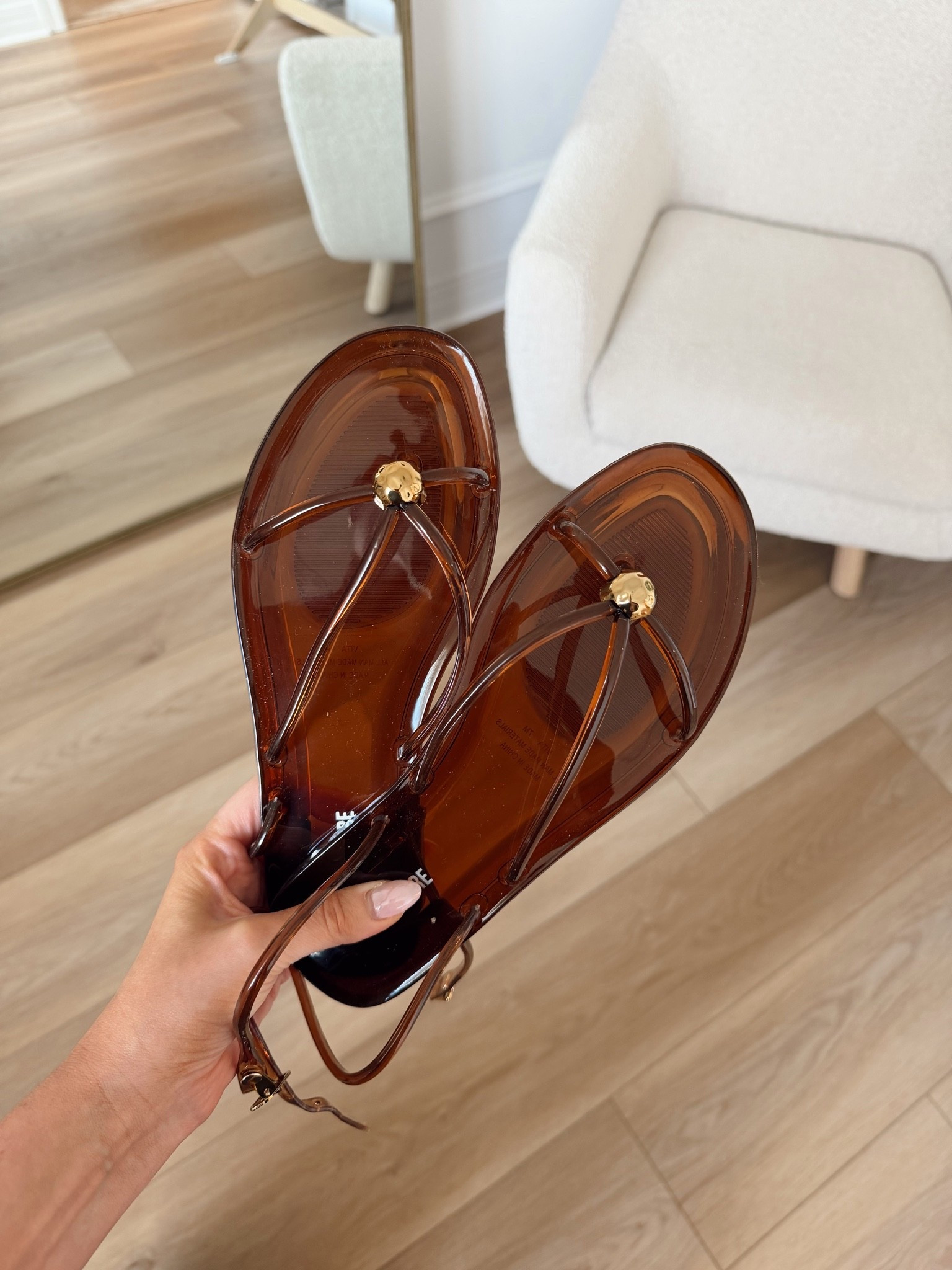The perfect jelly sandal for summer!