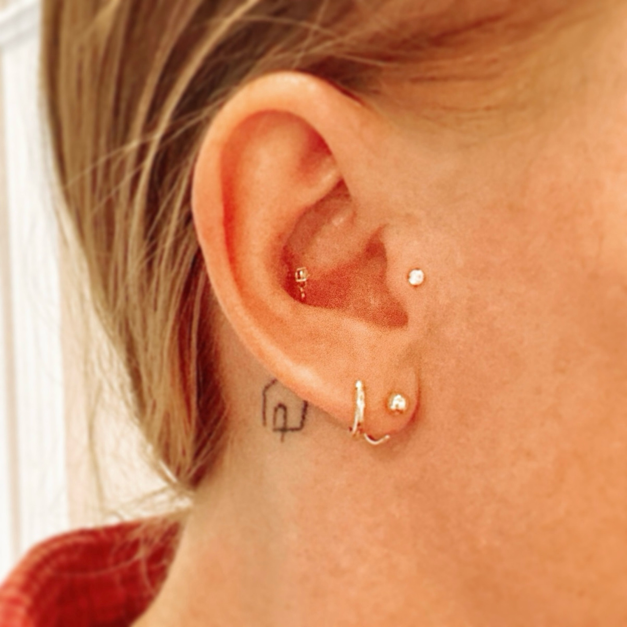 New ear candy 🙌🏻



Earrings, minimalist earrings, conch piercing, tragus piercing, pavoi, ear party, ear candy

#LTKBeauty #LTKSaleAlert