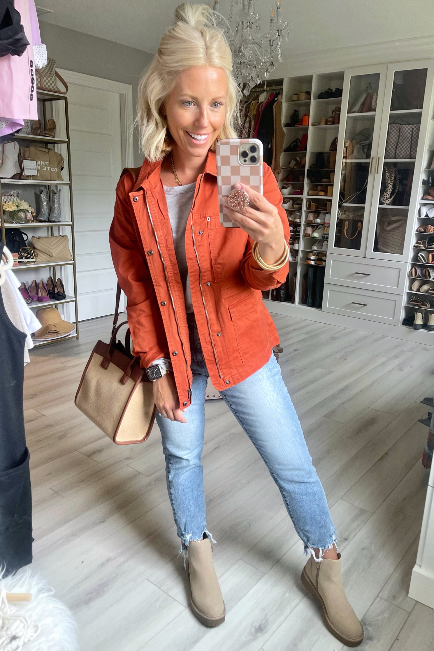 I’m so excited this field jacket is back and in a new color this year!!! I wore my green one a ton last fall!!!!
Jacket medium (prefer small)
Jeans size 4
Boots sized up 1/2 size 

#LTKshoecrush #LTKSeasonal #LTKover40