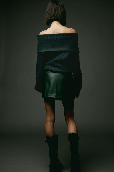 Jersey off-the-shoulder en punto de canalé - Verde oscuro - MUJER | H&M ES | H&M (FR, IT, ES, PT, BE)