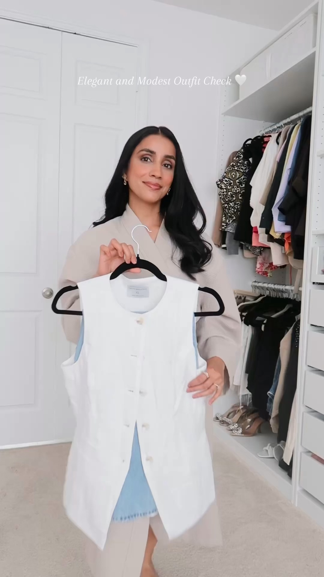 Elegant and modest check always >>>

#LTKBeauty #LTKStyleTip #LTKPetite