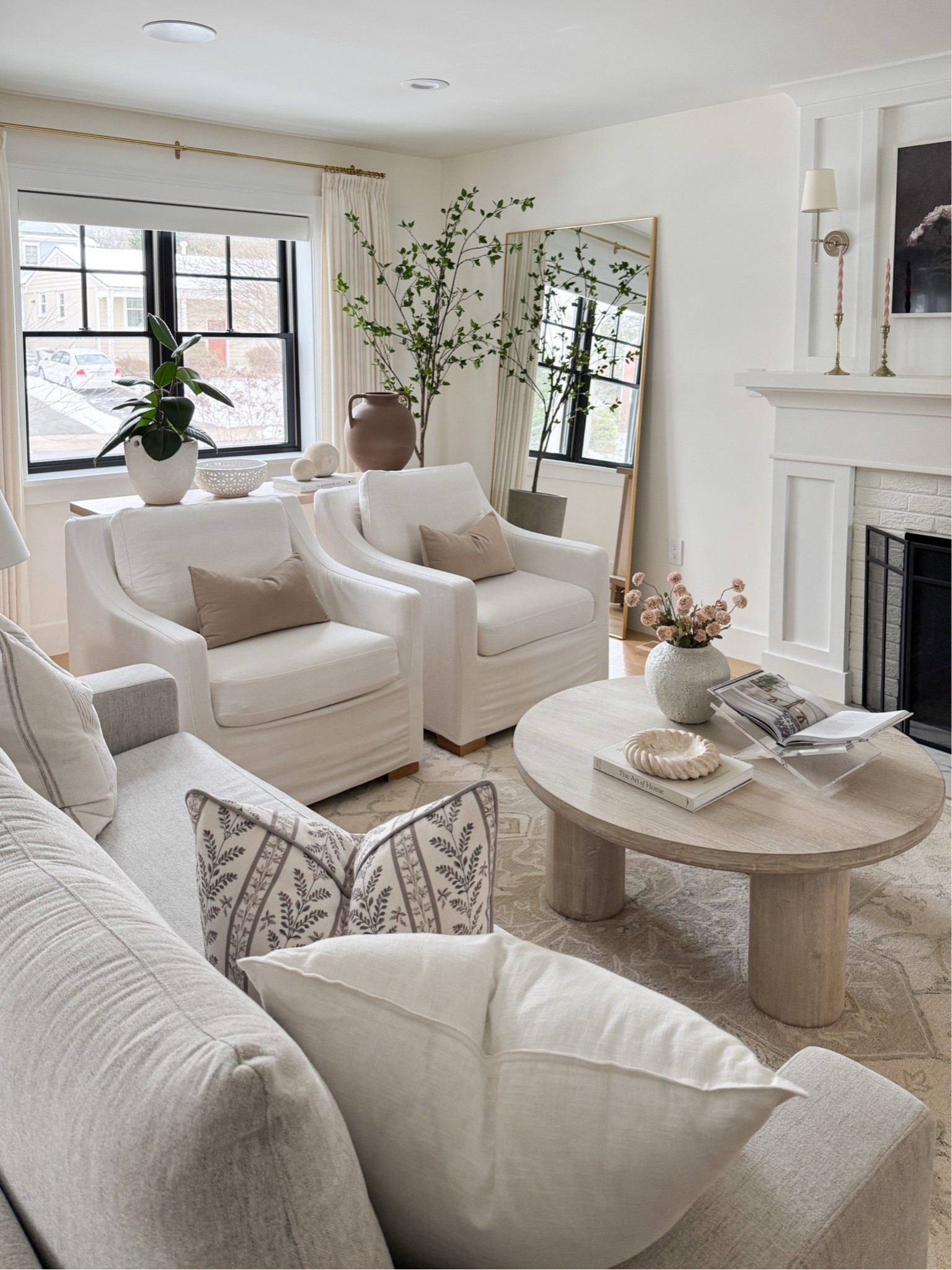 Neutral, modern coastal, organic, modern living room, Amazon, Home, fines, Irene, beige area, rug, white washed round coffee table, white slip, covered accent chairs, Mako, target, floor mirror, home decor


#LTKHome #LTKdayinmylife #LTKmomlife