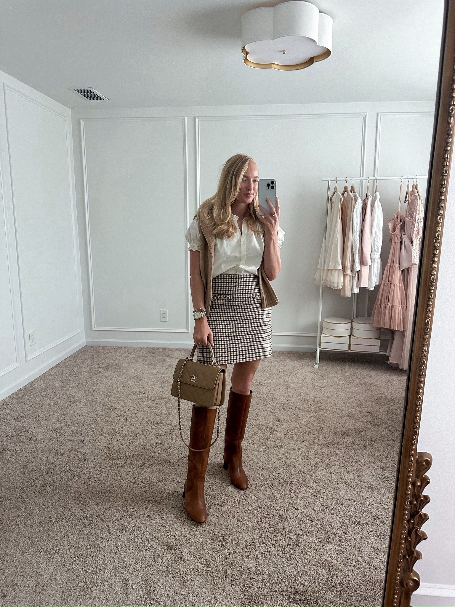 Elevated fall workwear look! This Loft skirt is a best seller! Wearing size small in the top and size 4 in the skirt. Use my code Amandaj15 for 15% off my top. Elevated fall outfits // elevated transitional outfits // workwear // work outfits // shopavara // loft workwear 


#LTKSeasonal #LTKWorkwear #LTKStyleTip