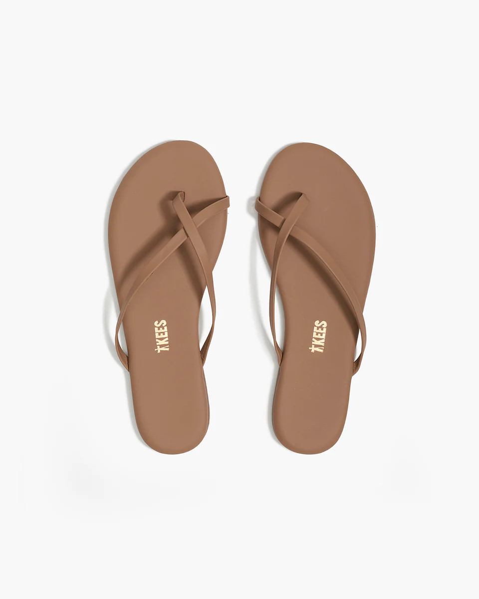 TKEES Riley Leather Sandals in Beach Bum | TKEES