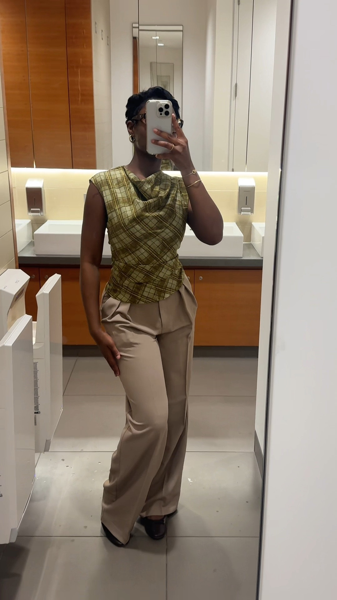office outfit 

#officewear, #workwear, #outfitinspo #fashioninspo, #boohoo #workoutfits 

#LTKuk #LTKstyletip #LTKworkwear