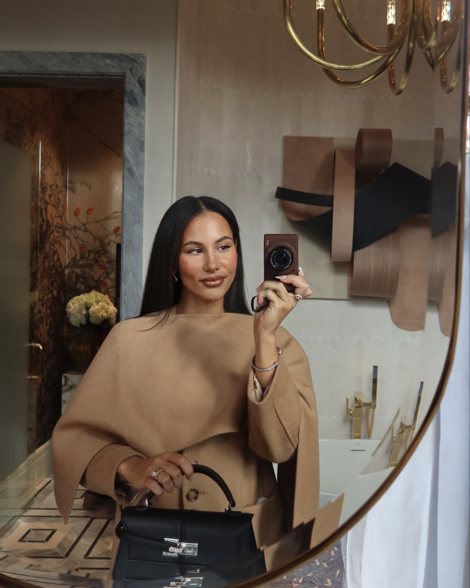 canon g7x quality is insane!! purse is on sale for Black Friday btw 🛒✨

#LTKHoliday #LTKCyberWeek #LTKGiftGuide