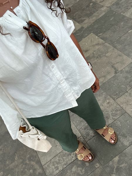 OOTD 5/31
Top tts @mareathebrand 
Pants tts and petite @madewell and on sale 
Sandals sandcastle color @birkenstock
Bag old @shopclarev 
Sunglasses and jewelry @nataliebortondesigns use code HGC10 for 10% off 
Similar chunky necklace @thatch use code HGC15 


#LTKStyleTip #LTKSaleAlert #LTKFindsUnder100