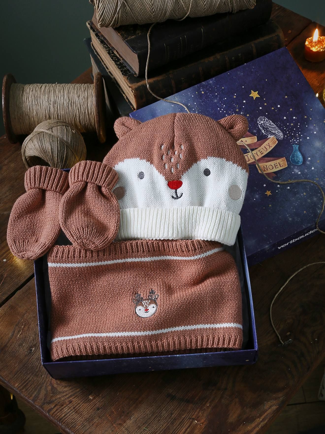 Ensemble bonnet + snood + moufles renne de Noël bébé cannelle - Vertbaudet | Vertbaudet (FR)