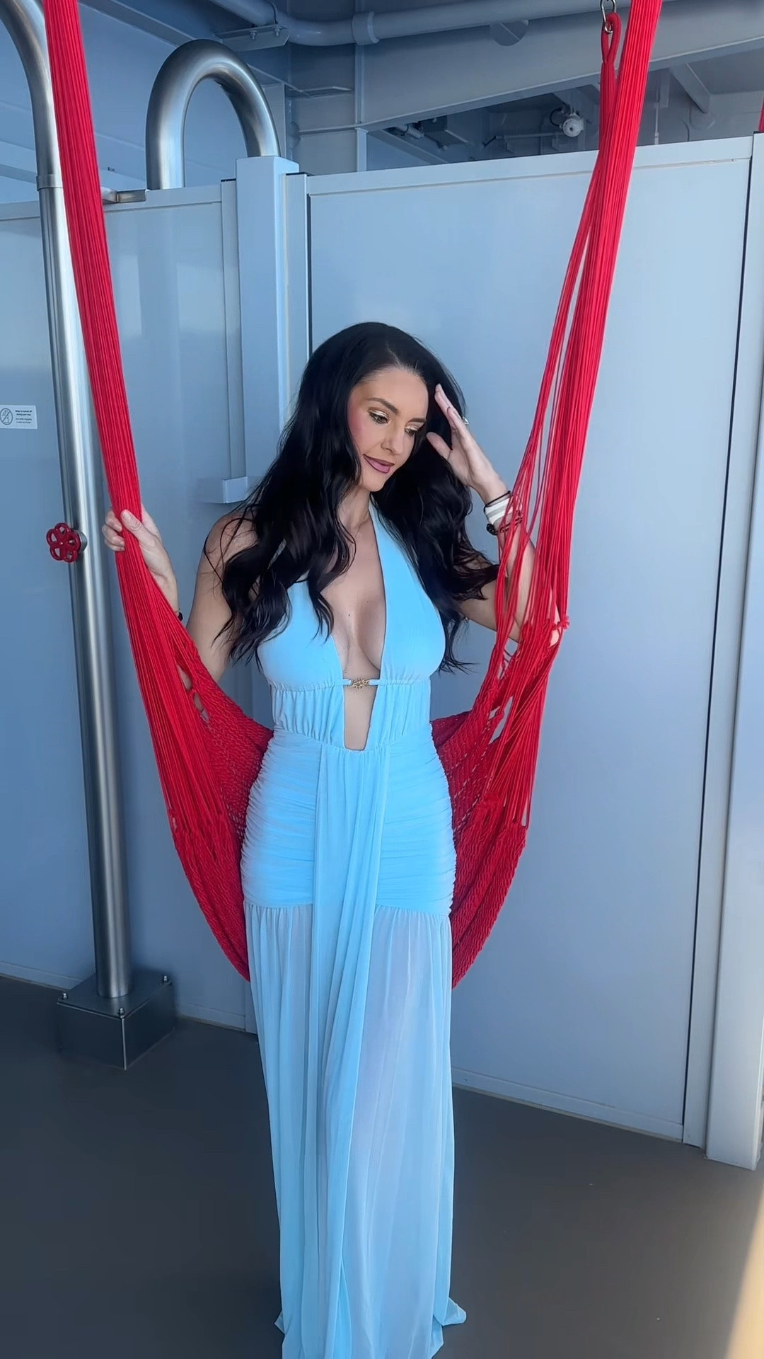 Dressed like I have a reservation somewhere expensive 🥂✨

Beach vacation

#LTKootd #LTKTravel #LTKgrwm