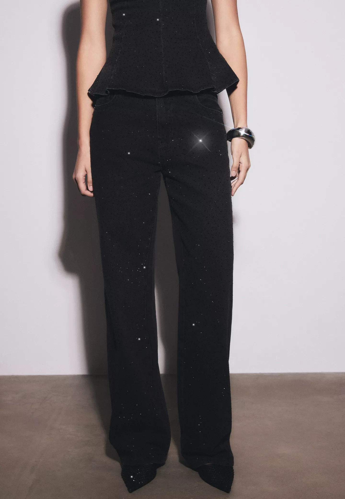 Straight-fit jeans with rhinestones - Women's Clothing | Stradivarius United Kingdom | Stradivarius (UK)