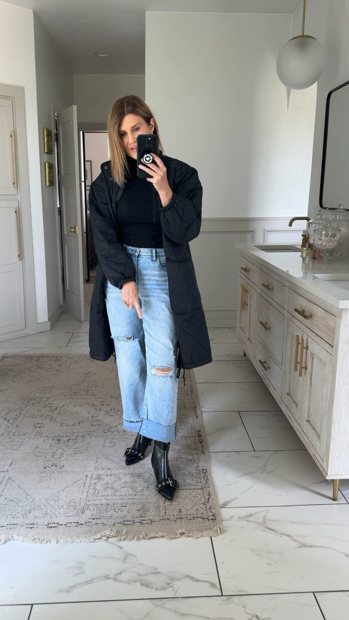 These boyfriend jeans are less than $30 and get 5 star reviews! They are 99% cotton and 1% spandex with just the right amount of room! Midrise, rolled hem 25” inseam- I’m 5’6 and wearing a size 4

#LTKOver40 #LTKStyleTip #LTKFindsUnder50