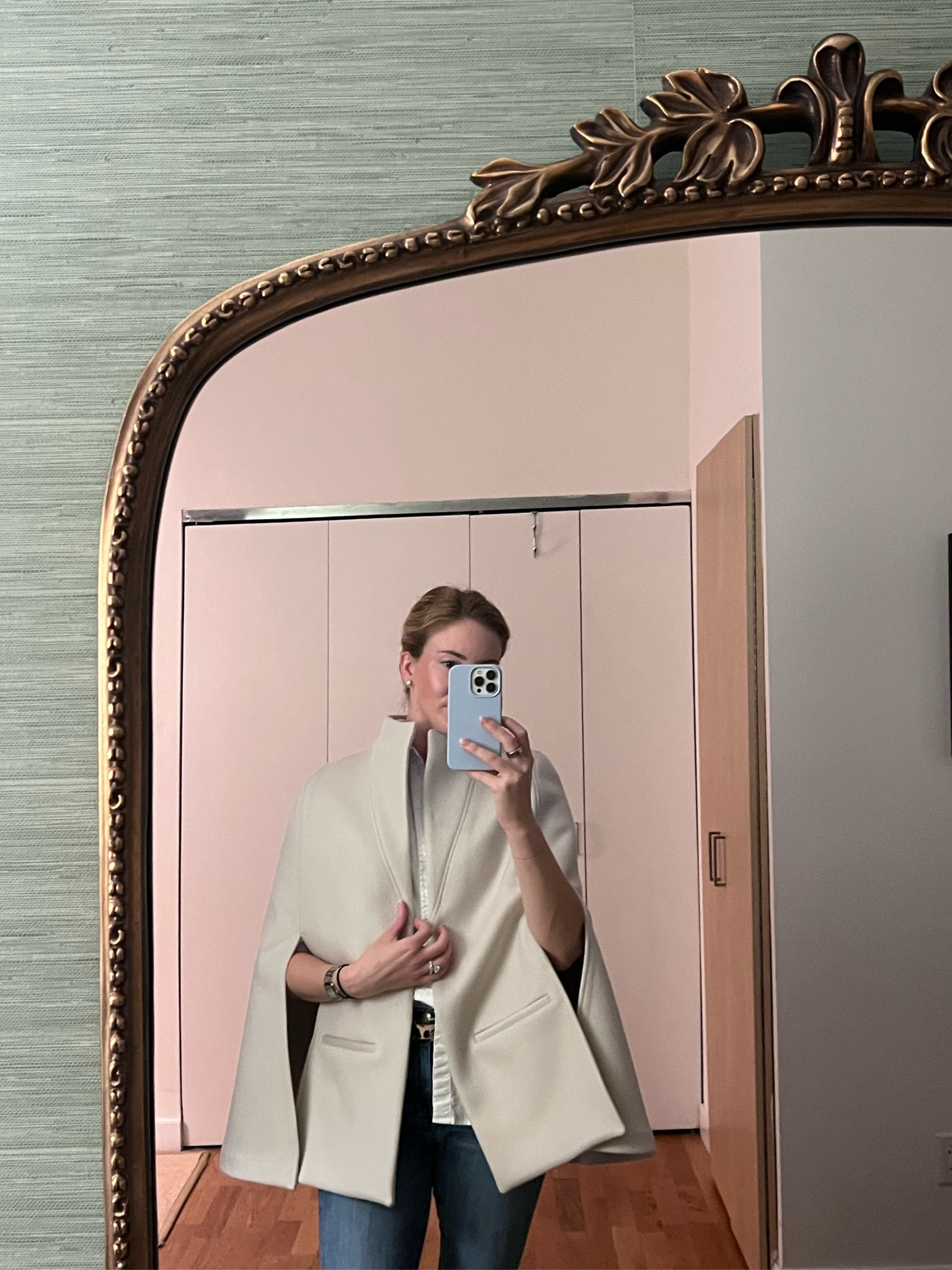 The most beautiful cape I’ve ever seen! By Alice Walk 

#LTKWorkwear #LTKSeasonal