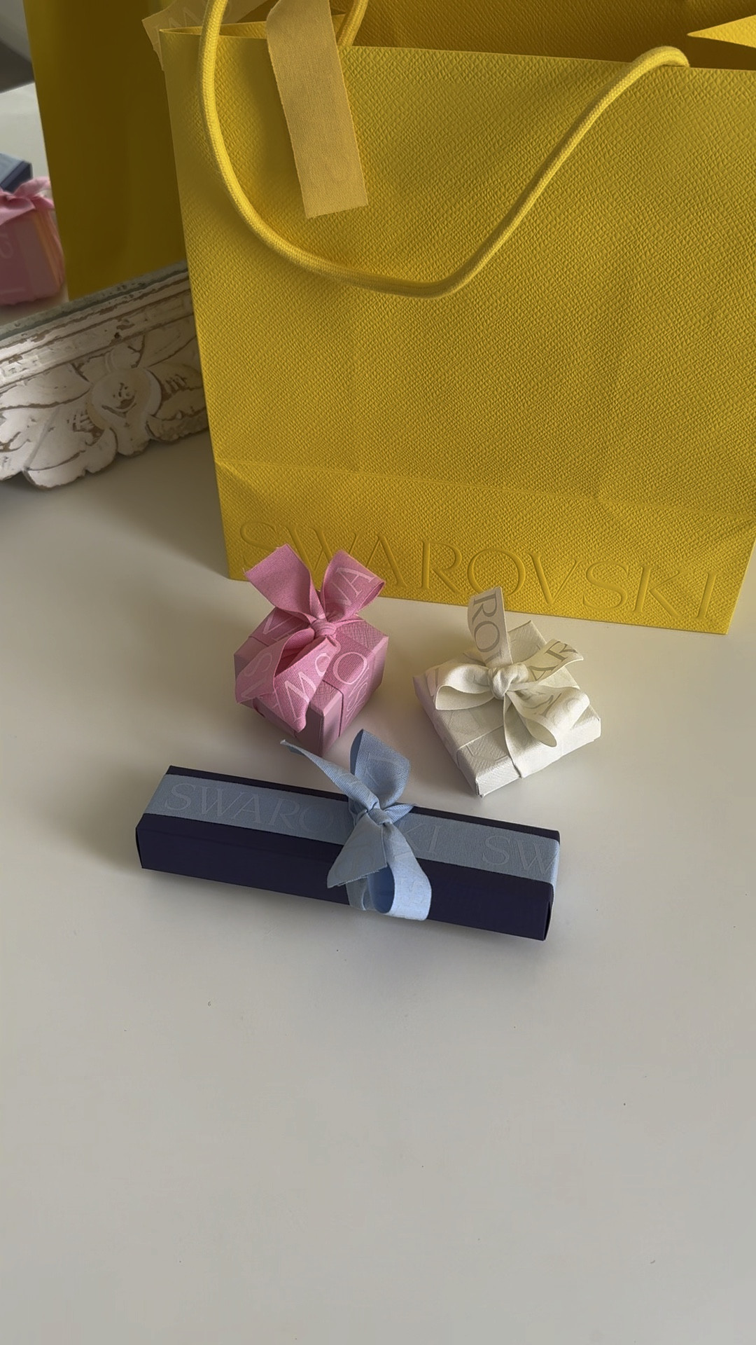 Unboxing my gifts from my parents and my parents in law ❤️ My parents got me the Swarovski necklace and the pen as a gift for becoming a koumbara and my parents in law the ring as a birthday gift 🥰 I chose the pieces myself because I wanted pink and silver jewellery in my collection

#LTKnederlands #LTKeurope #LTKgiftguide