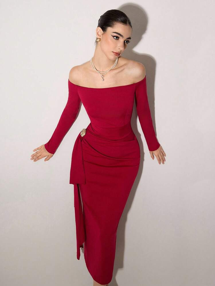 NOVVYNE 1 Pieza Vestido Midi Para Mujer Con Hombros Descubiertos Y Hebilla De Metal | SHEIN