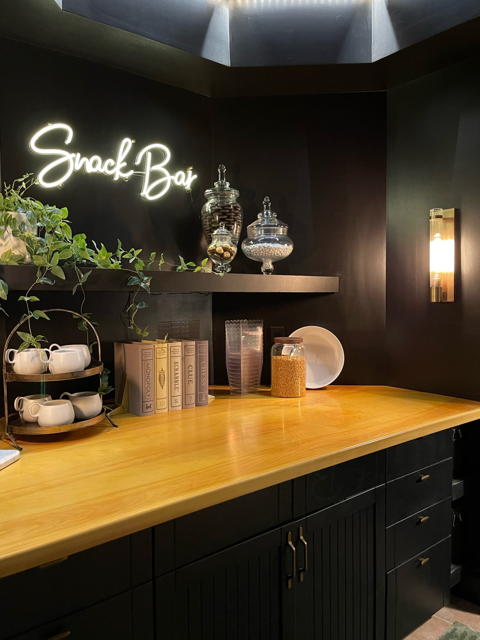 The most epic snack bar you’ll ever see complete with hot cocoa bar, drawers full of snacks and a popcorn machine. 

#LTKfamily #LTKFind #LTKhome