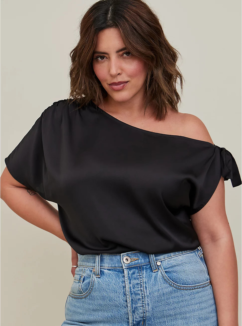 Satin Off-Shoulder Top | Torrid (US & Canada)