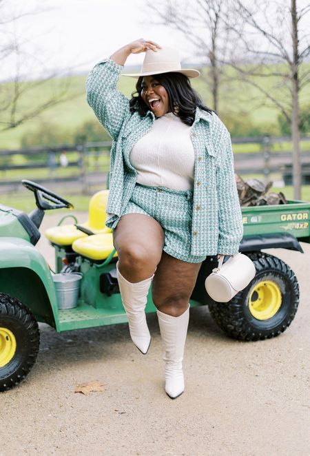 Farm day slay🐓💐

Size 2X/20 in tweed set 

Plus Size Fashion, Tweed Outfit, Coastal Cowgirl, western outfit inspo, spring, summer, tweed trend, trending outfits, farm girl, vacation style guide

#LTKplussize #LTKfindsunder100 #LTKfindsunder50
