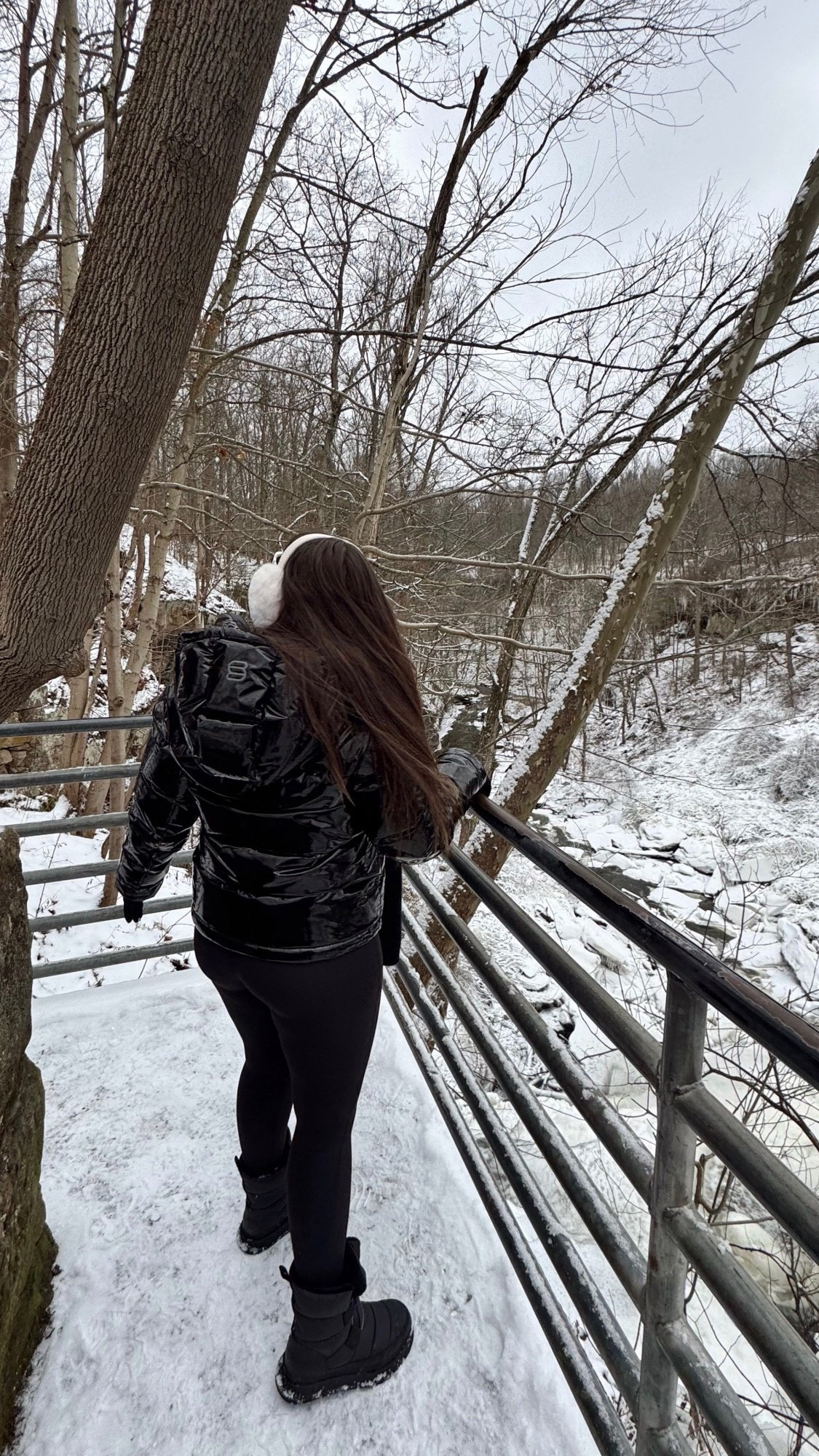 Hands down the best winter coat out there!!! I recommend this to EVERYONE! I don’t feel a thing when I’m wearing it and it comes in so many different styles and colors. 1000/20! Winter outfits women #wintercoat #winteroutfit #jacket #snowcoat 

#LTKSeasonal #LTKActive #LTKTravel