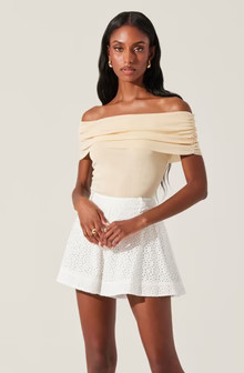 Kylin Off Shoulder Sweater Top | ASTR The Label (US)