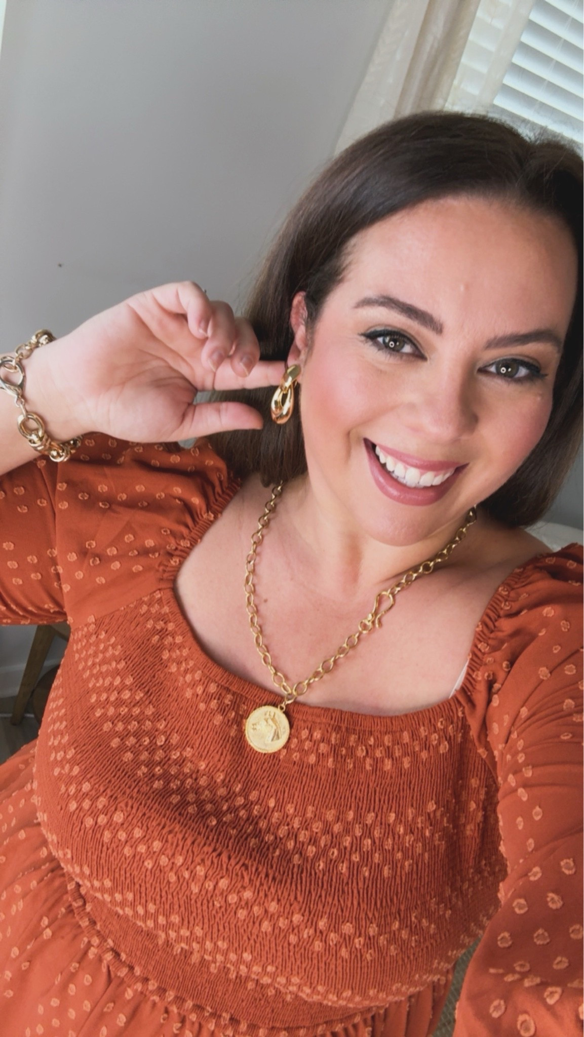 Love these chunky gold earrings and necklace that fits my plus size (larger) neck!!! Use code SUMMER10 on jewelry to save

#LTKPlusSize