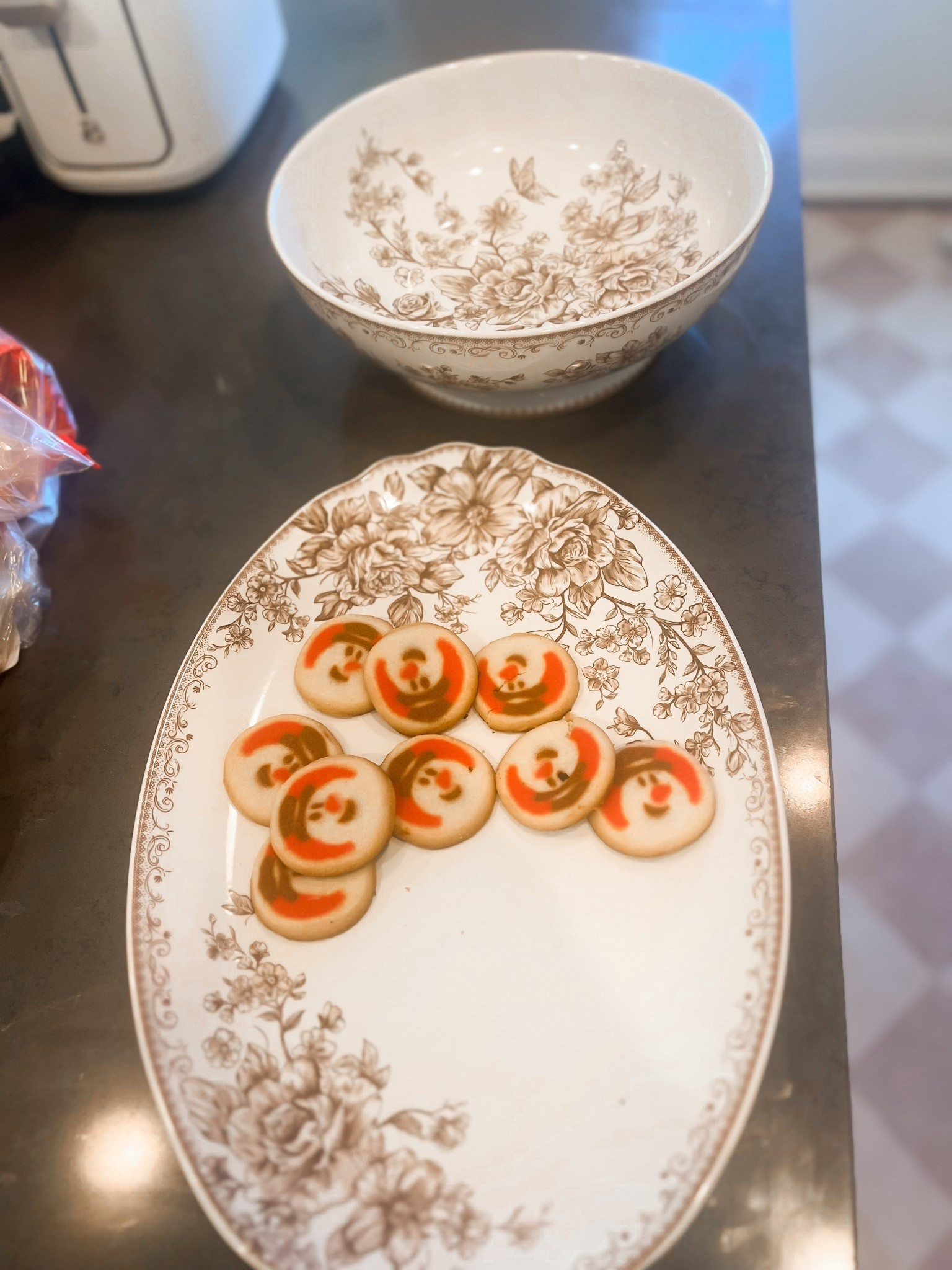 Brown and white floral serving dish and bowl 