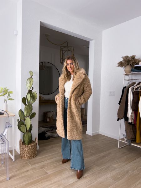 I love this Sherpa jacket, the coat is 30% off for black Friday and cyber week. My jeans and sweater are also part of the 30% off. I’ll run true to size. My brown ankle booties are also 30% off and run true to size￼

#LTKCyberweek #LTKstyletip #LTKsalealert