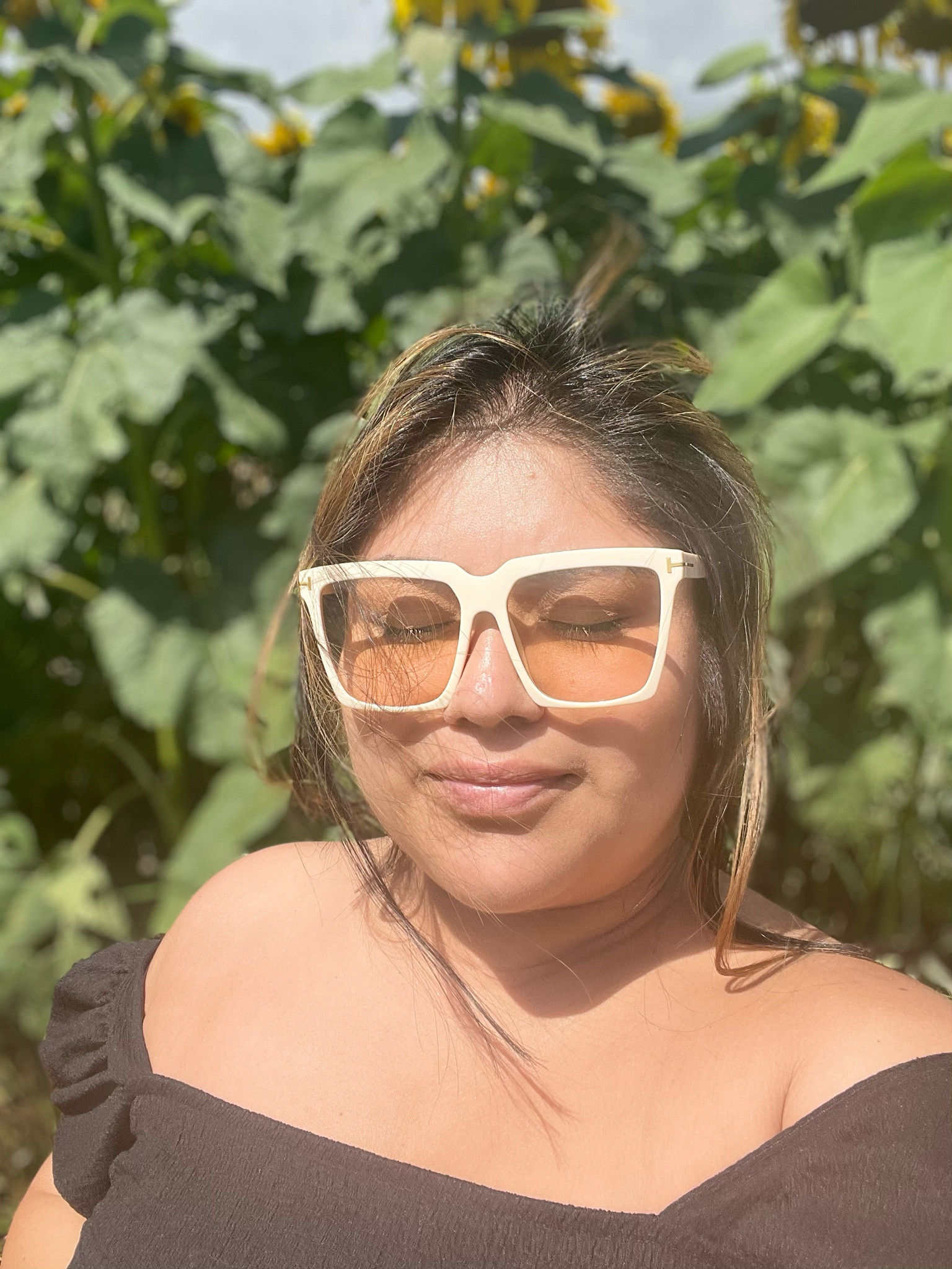 Sunnies 

#LTKSeasonal #LTKFind #LTKunder50