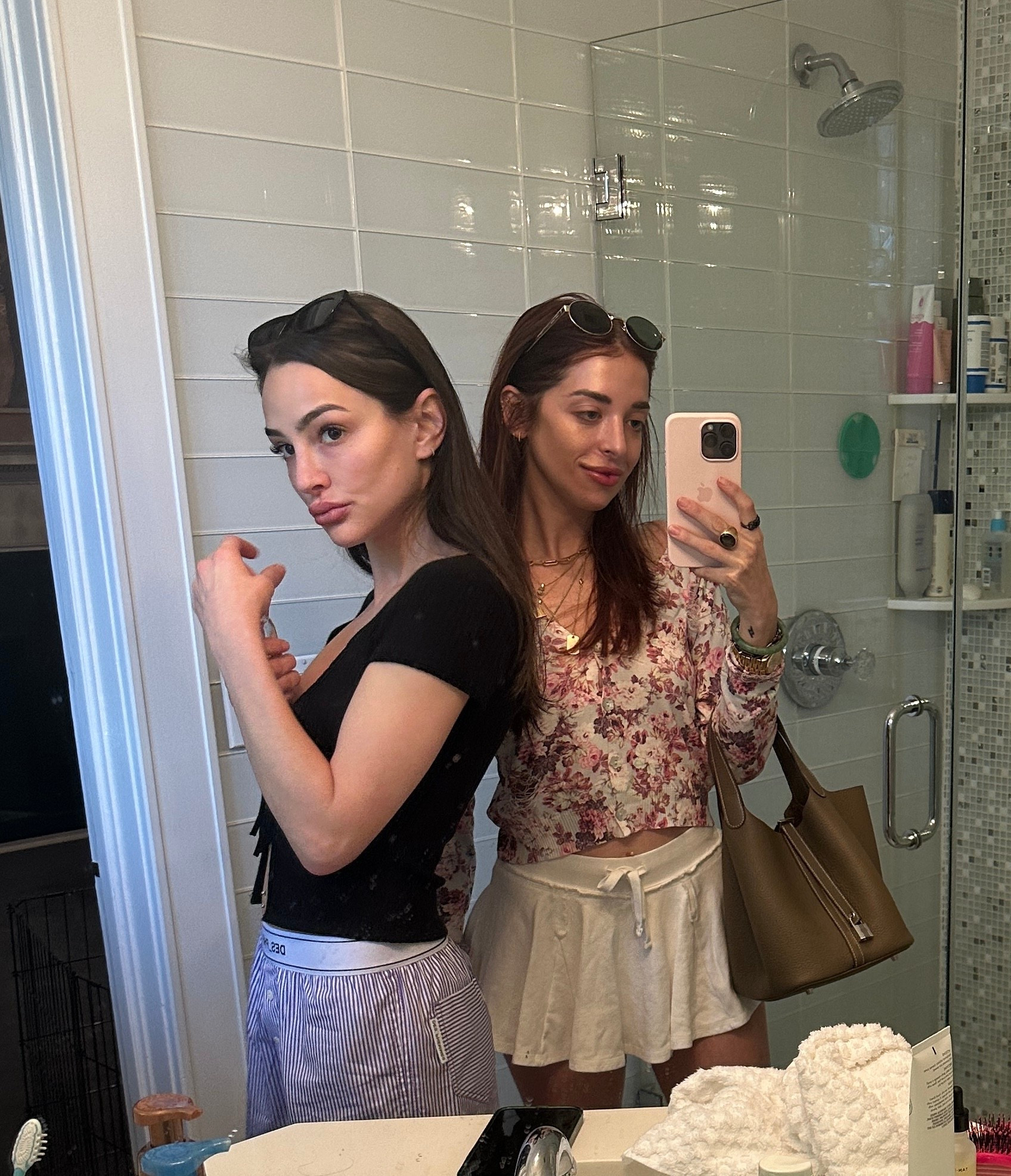 Similar sweater linked! 

#LTKFindsUnder100 #LTKFindsUnder50 #LTKStyleTip