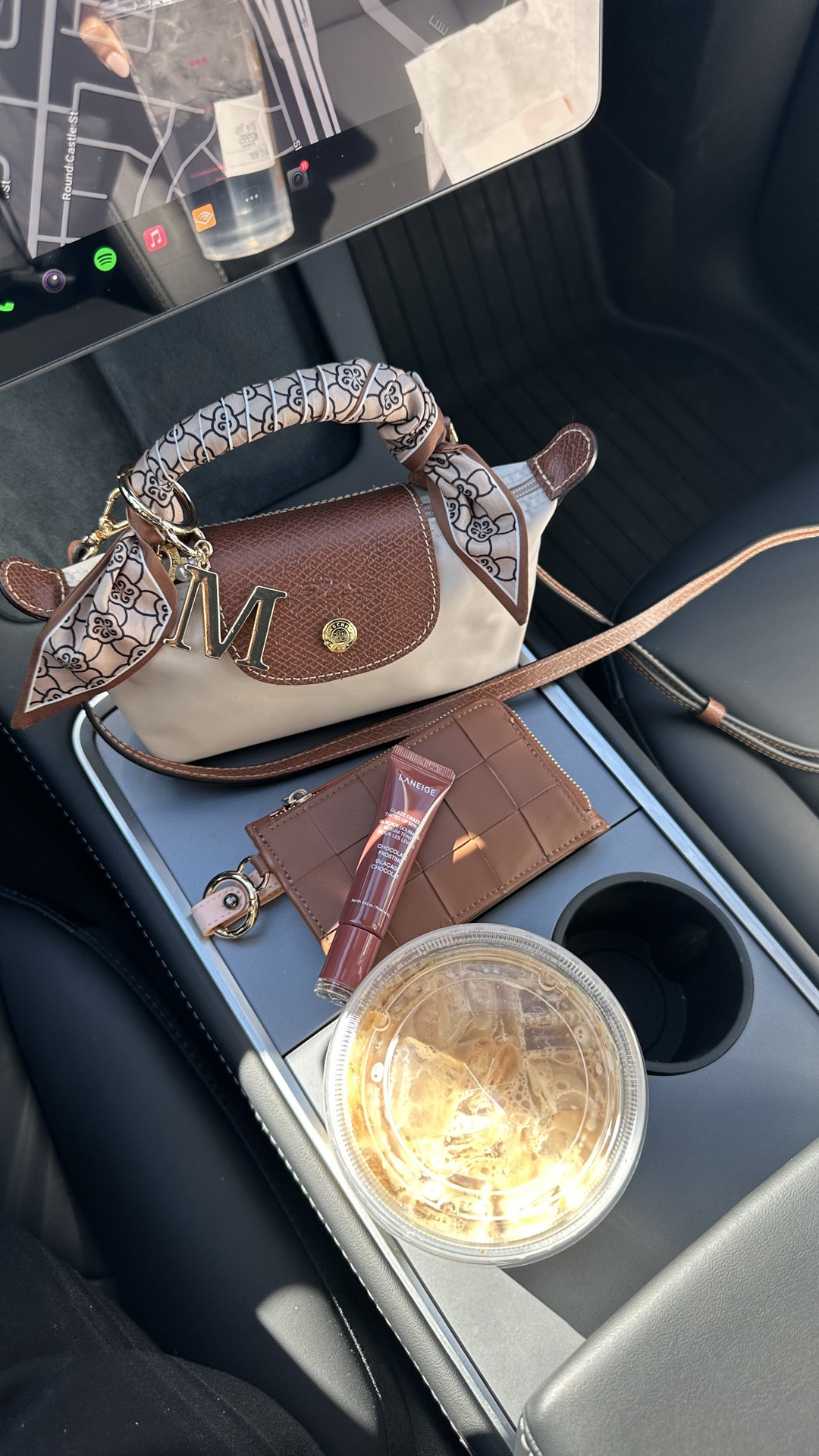 Still the most popular post I’ve shared and still my favorite go-to bag. Tiny but mighty to fit all my essentials! 🥰