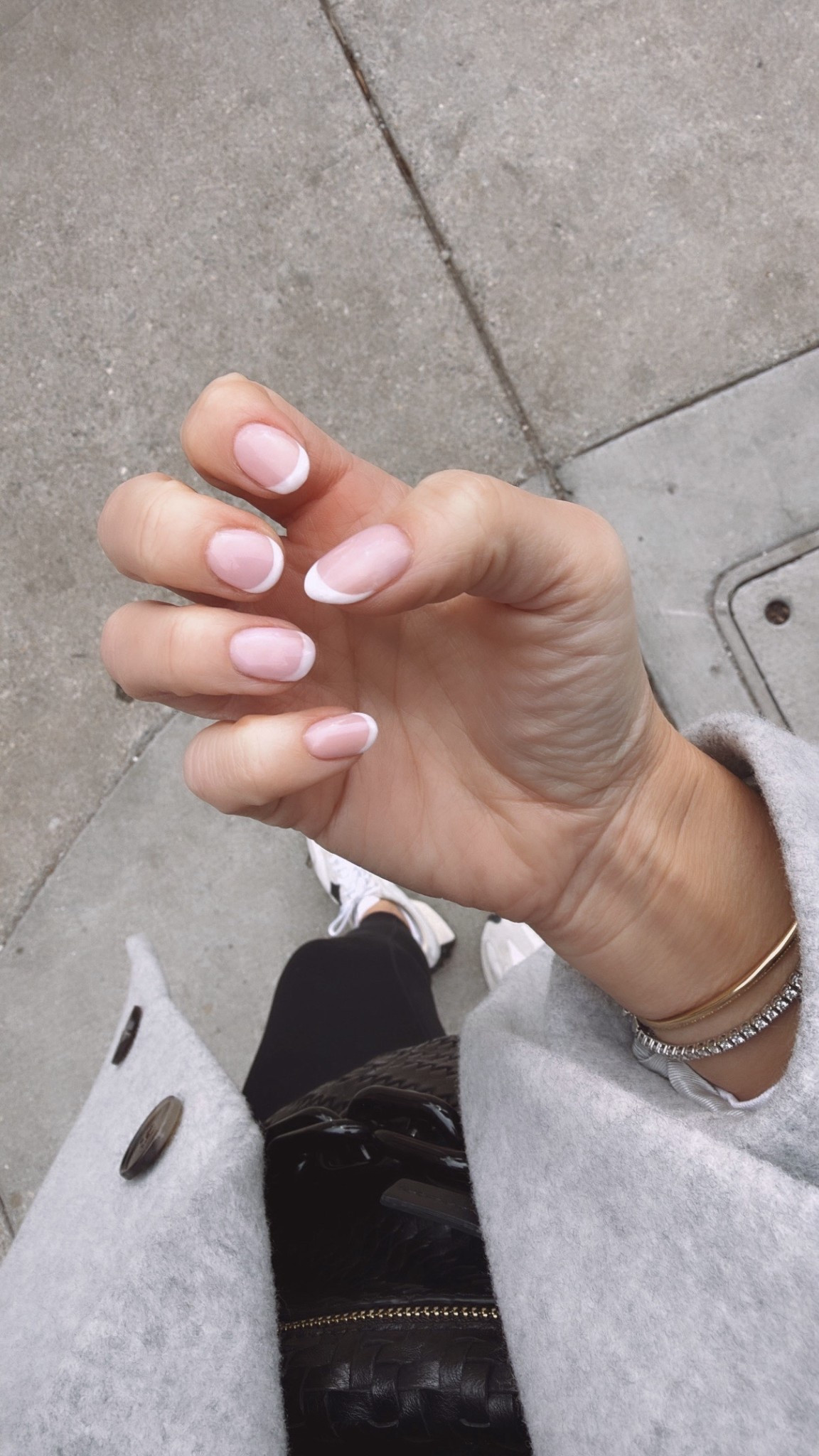 Today’s comfy outfit for my nail appointment 🙌🏼 Small Amazon pullover / XS long sleeve tee / XS leggings 🖤

#LTKootd #LTKActive #LTKPetite