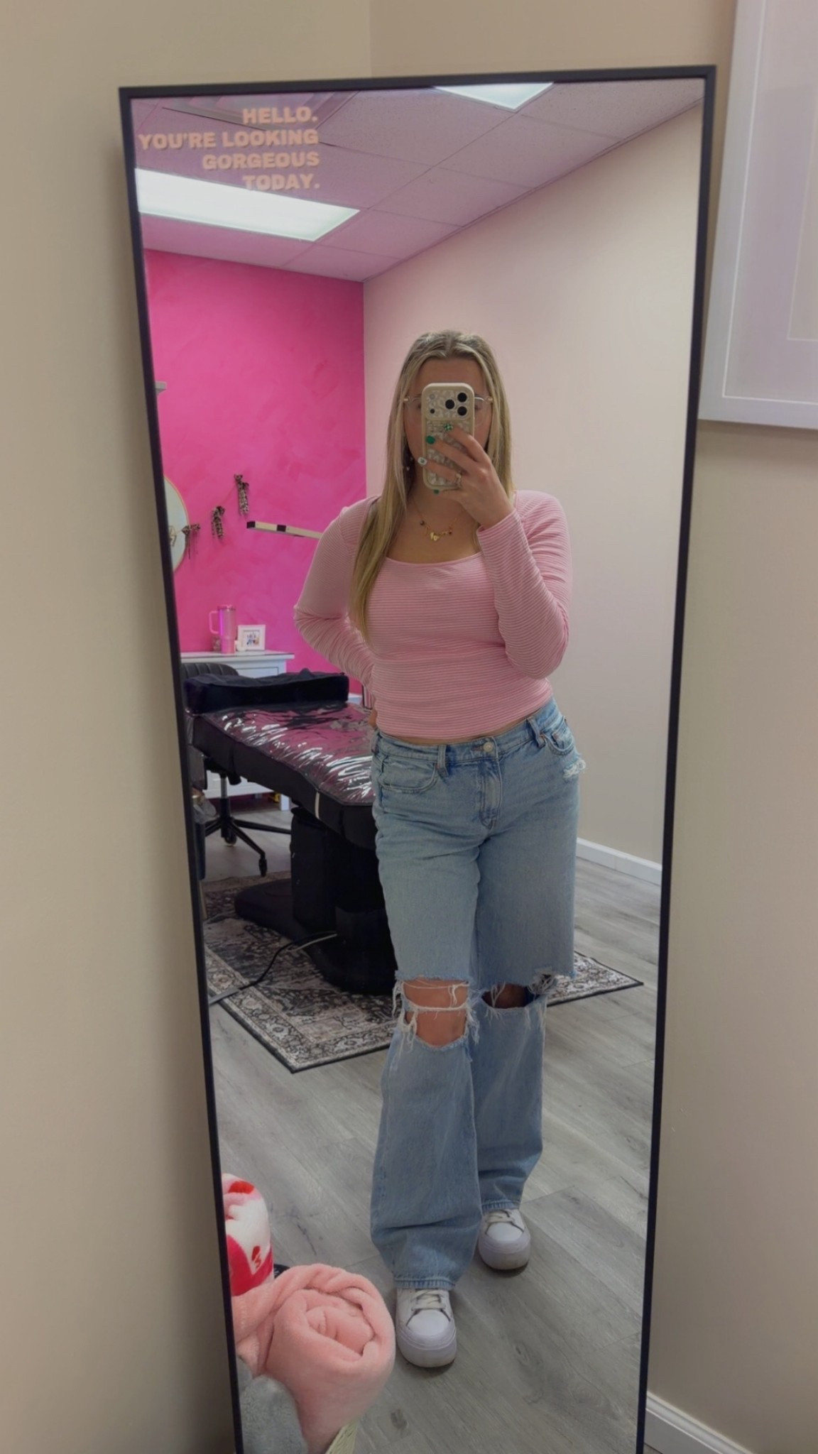 First day of spring calls for a pink outfit ✨

#LTKgrwm #LTKootd #LTKMidsize