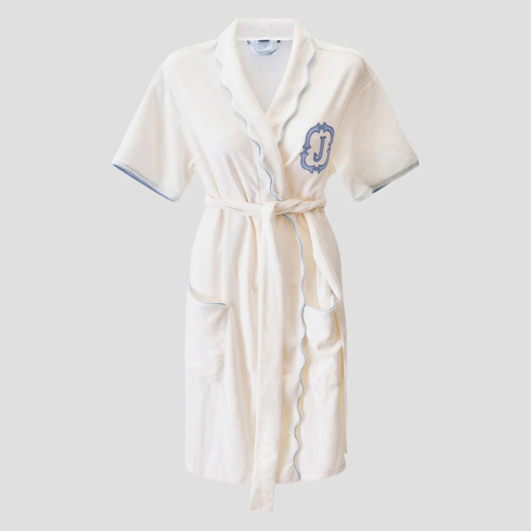 Women’s Short Scallop Lightweight Robe | Weezie Towels