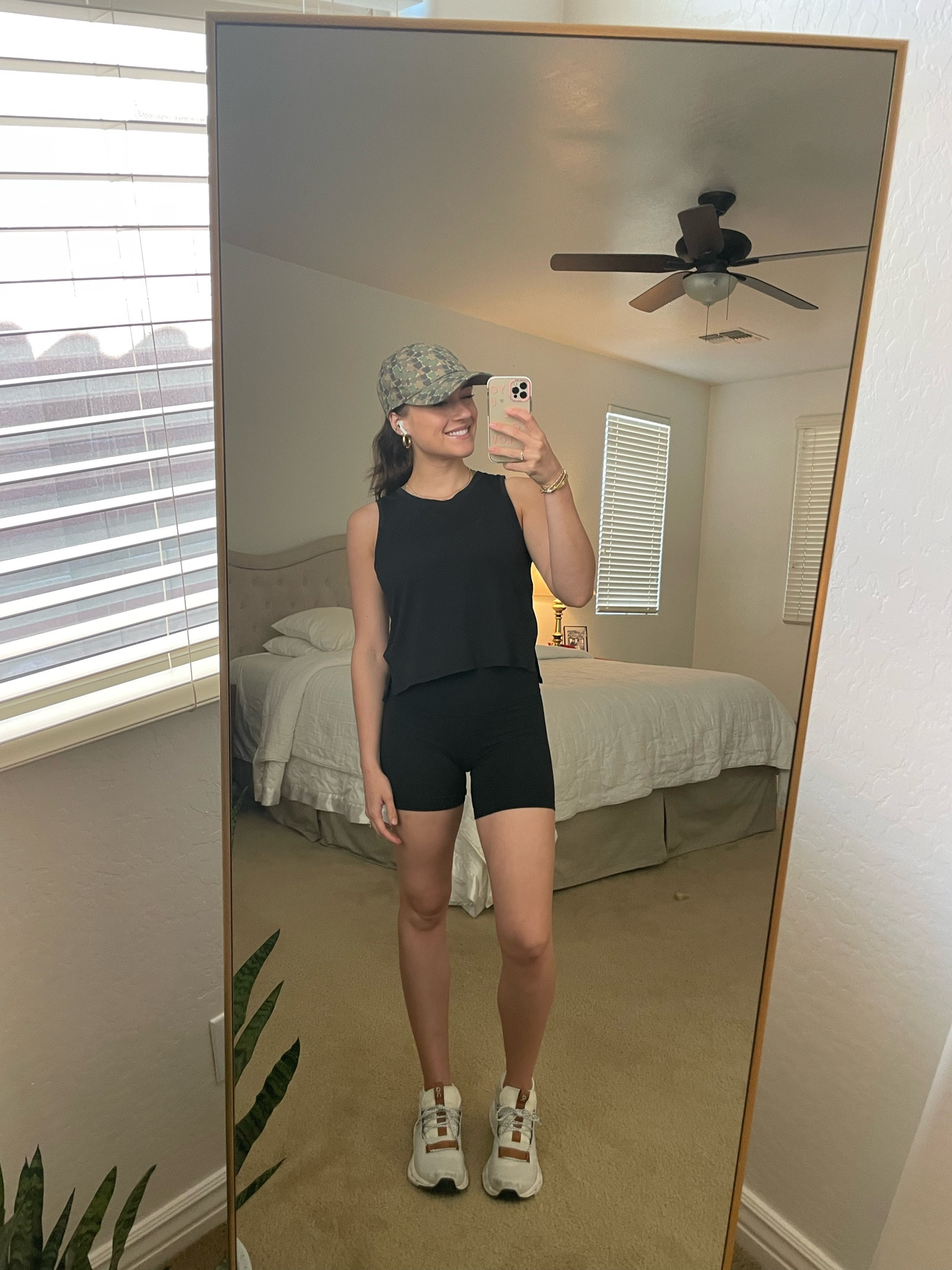 The Camo hat is made from tiny Arkansas states 🦆

#LTKfitness