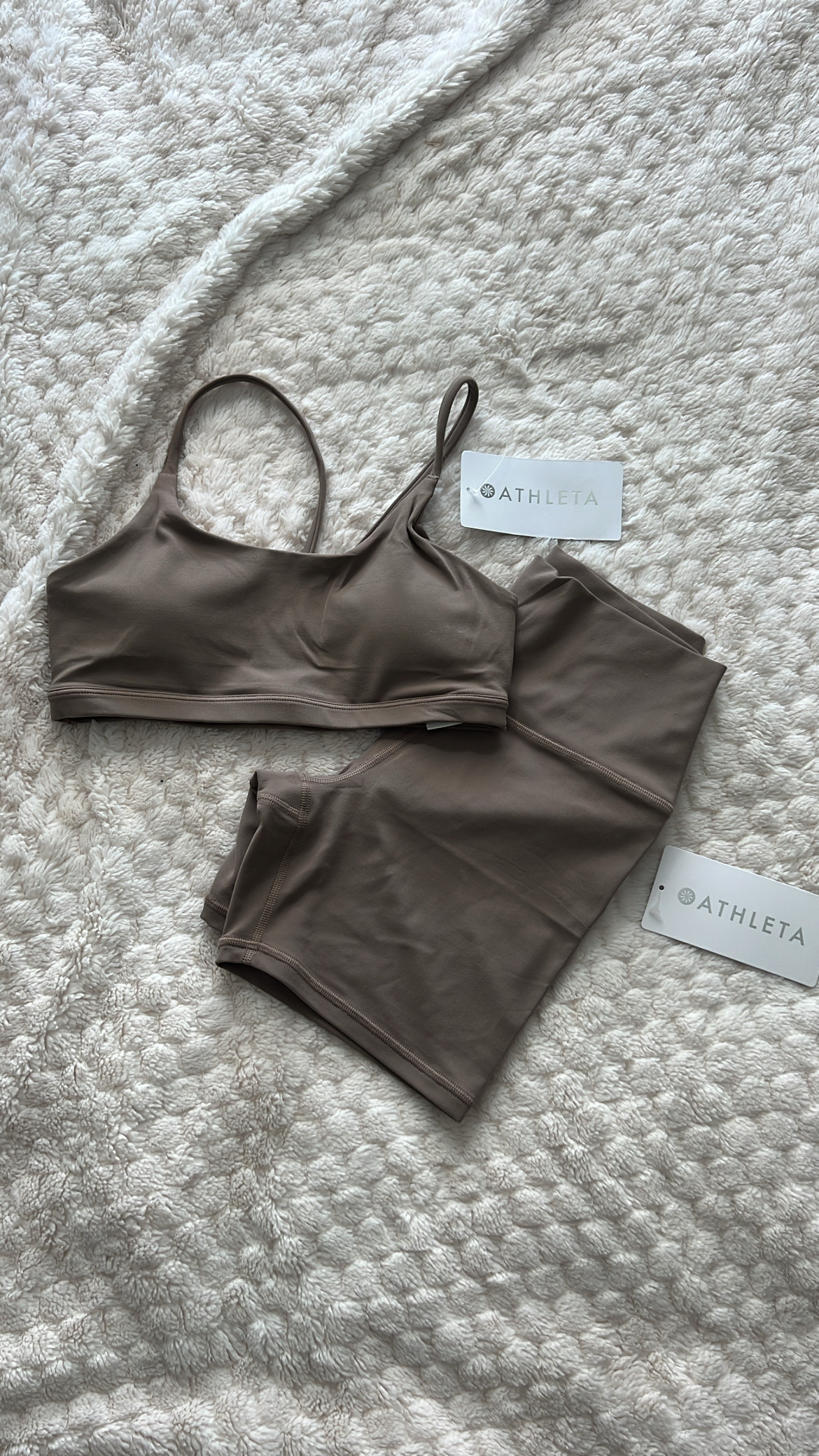 The cutest set for yoga and/or pilates! Or even a hot girl walk on a hot day. I love love love the Athleta athleisure, and this color is so cute!

#matchingset #workoutset #gymgirl #pilatesootd 

 #LTKActive #LTKU #LTKStyleTip