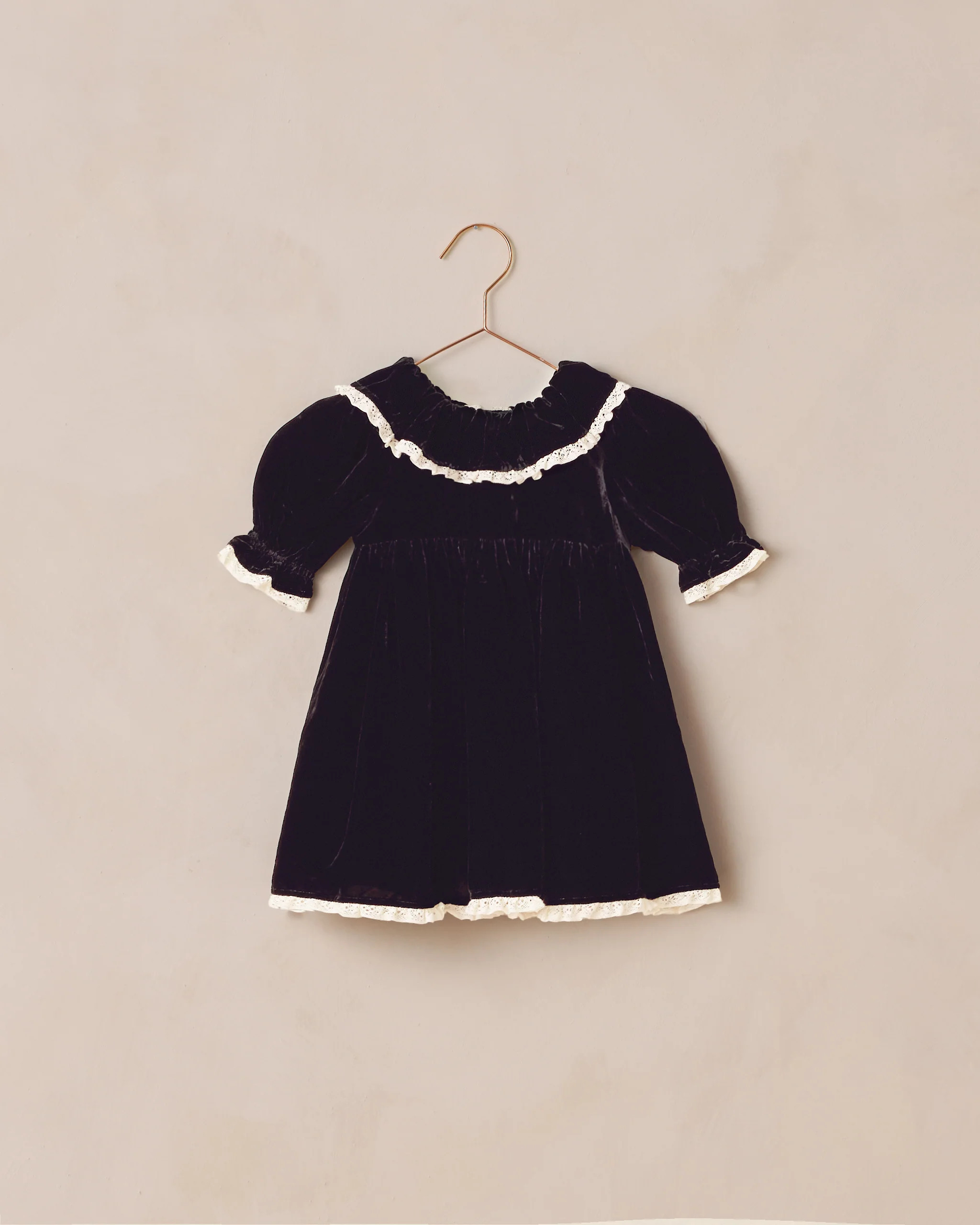 Amelia Dress | Black | Rylee + Cru