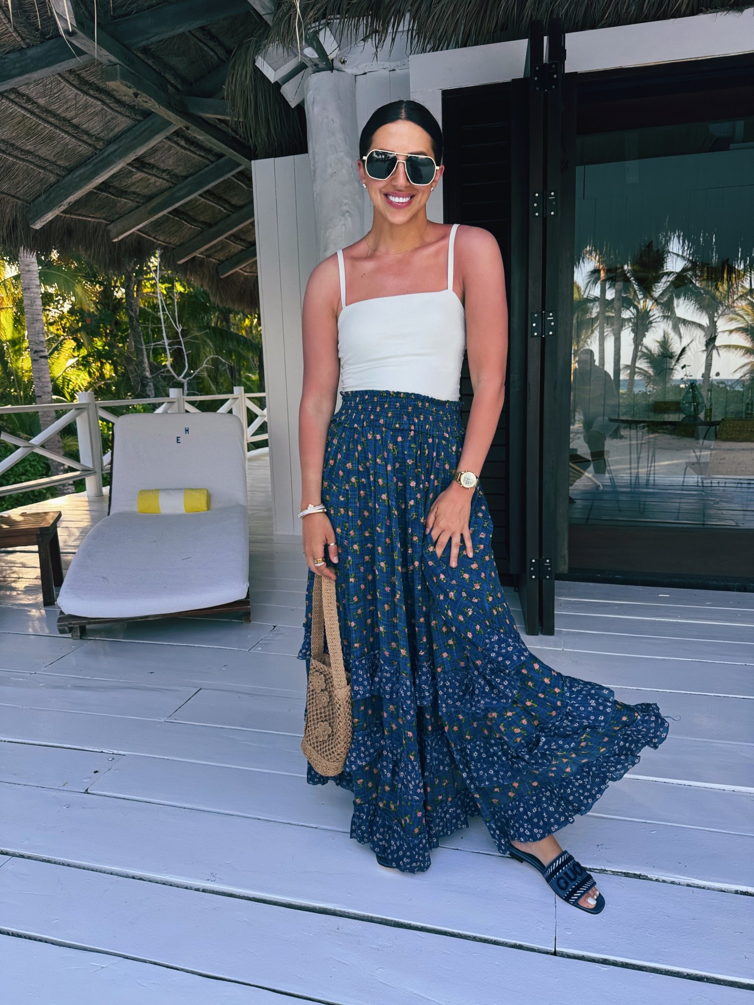 Top: medium
Skirt: small

I have this top in so many colors at this point! Wasn’t sure if an athleisure top would go with this maxi but it worked! The skirt is an investment piece that you will have in your closet for years! Great quality and so comfy