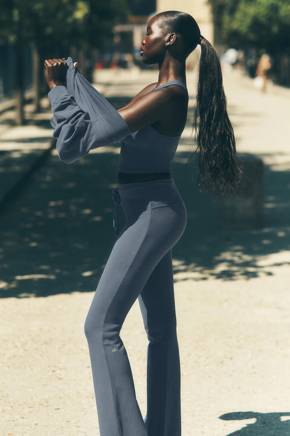 ALO | Sway Bootcut Sweatpant in Bluestone, Size: 2XS | Alo Yoga (US)