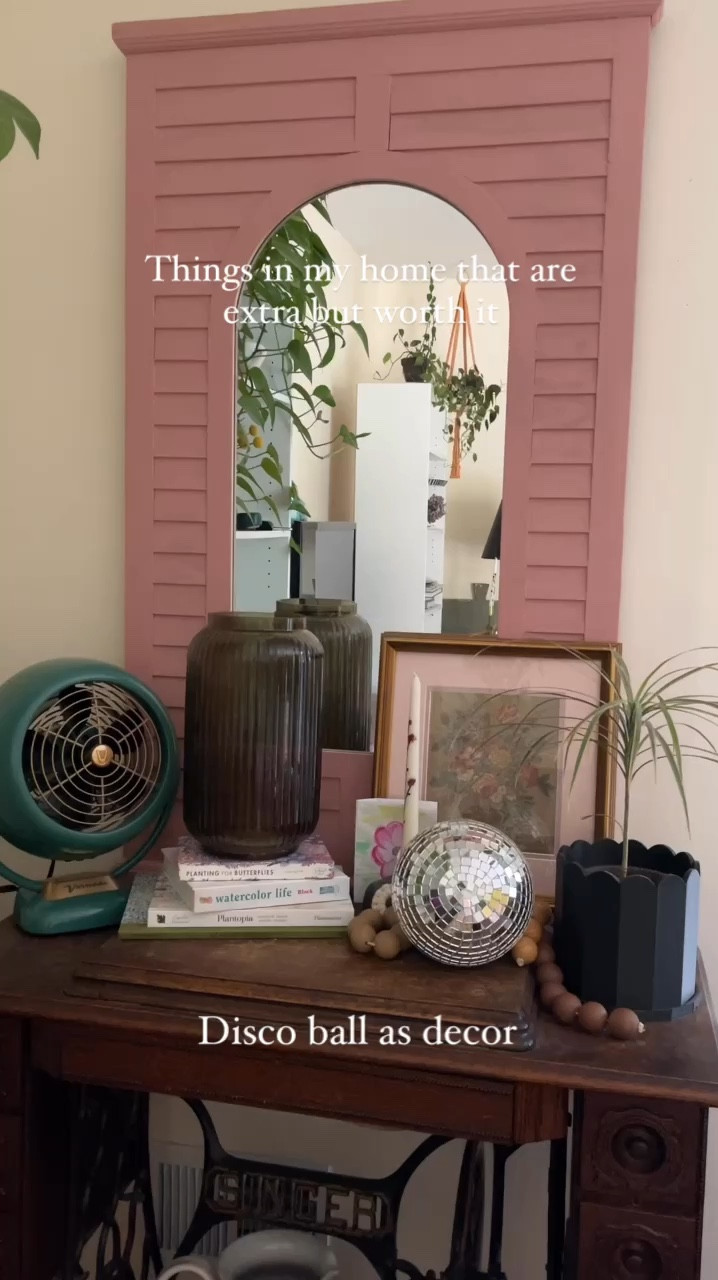 I may be extra, but these things bring me so much joy, so why not!? ✨🪩🪴

What’s something that may be extra, but brings you happiness!?







#LTKHome #LTKStyleTip #LTKFindsUnder100