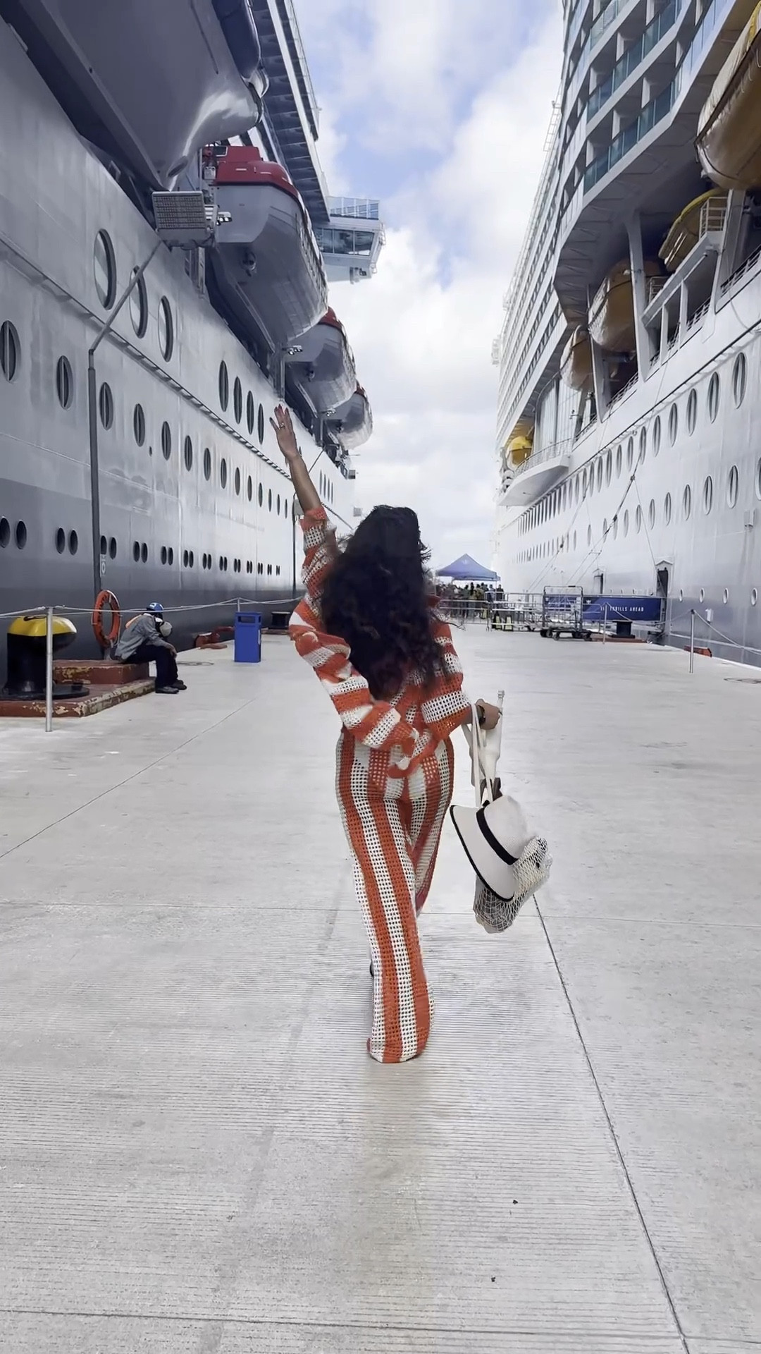 What I wore in the cruise

Dress, knit set, summer outfit, dinner dress, dinner outfit, summer look, summer dress, summer travel, Caribbean cruise, Virgin voyages 

#LTKTravel #LTKFindsUnder100 #LTKStyleTip