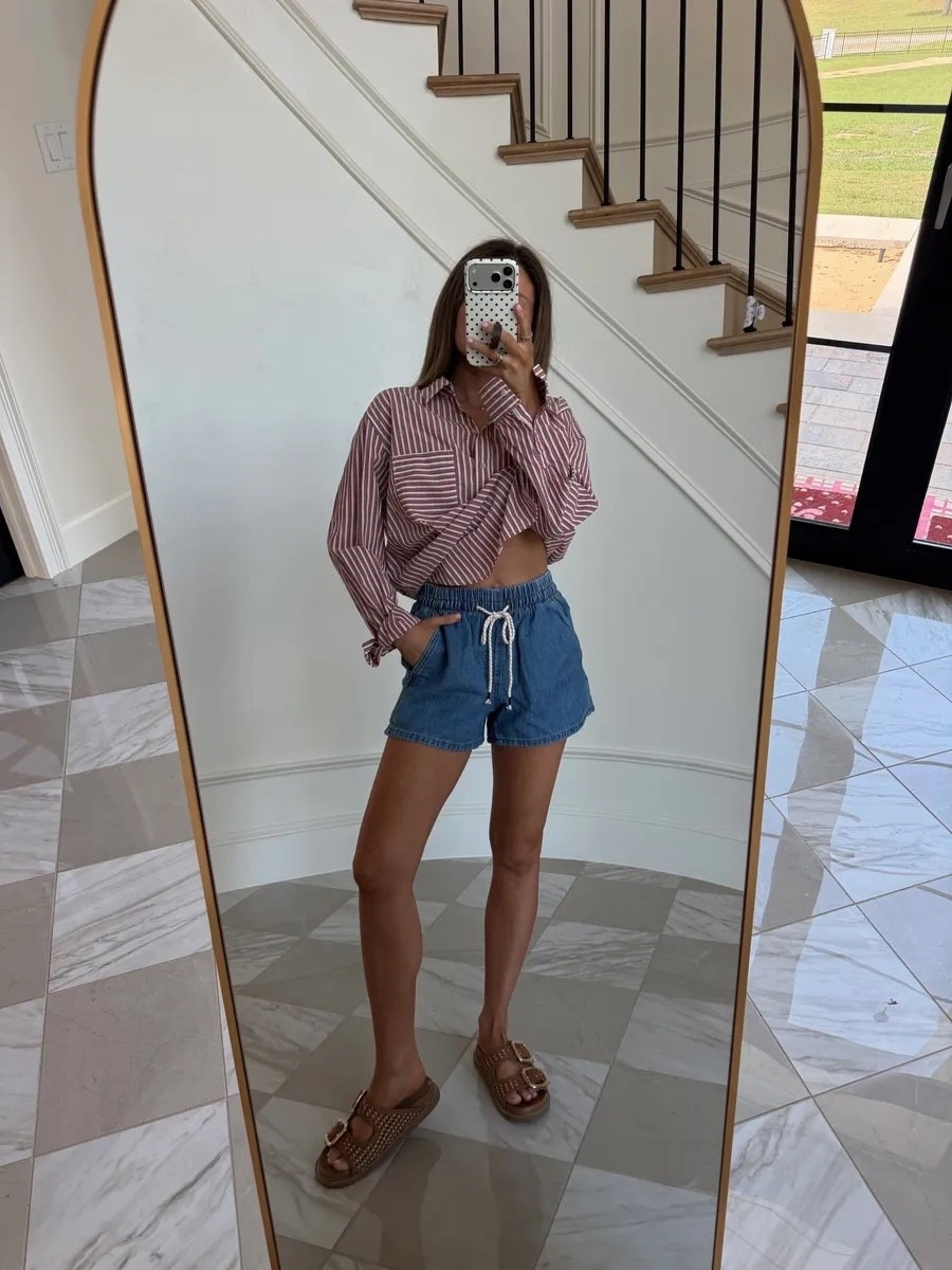 Target circle sale alert! I love this button up with jeans, shorts, or even over a swimsuit! 

#LTKSeasonal #LTKSaleAlert