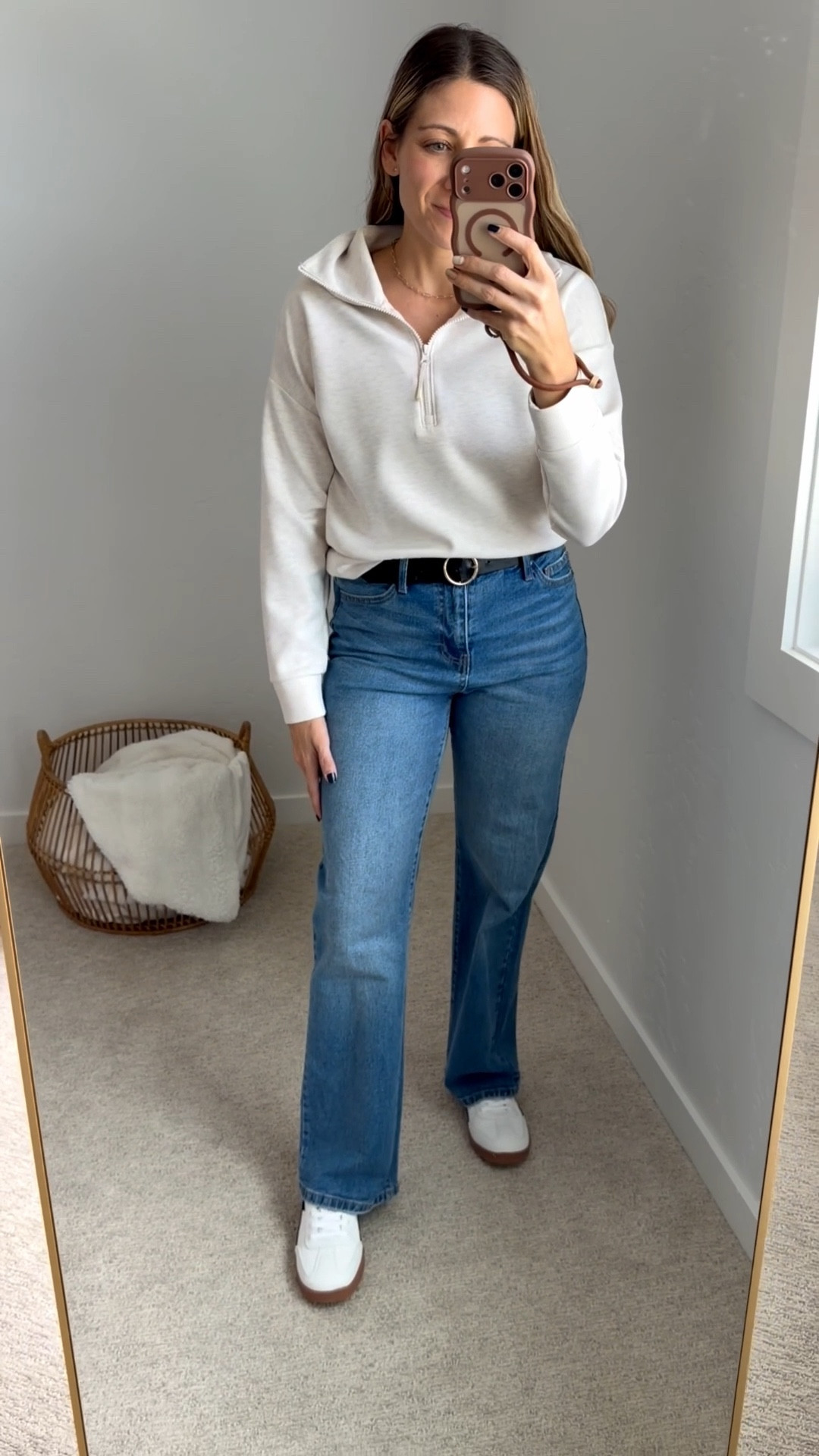 STOP SCROLLING — these $15 wide-leg jeans are too good 😍
They are giving comfy, flattering, and on trend all at once. The stretch denim + elastic waist make them so easy to wear, and I love how effortless they look styled up or down 💙

#WalmartFinds #AffordableStyle #WideLegJeans #HighRiseDenim #FallOutfitIdeas #DenimHaul #OOTD #TryOnReel #BudgetFashion

#LTKFindsUnder50 #LTKSaleAlert #LTKStyleTip